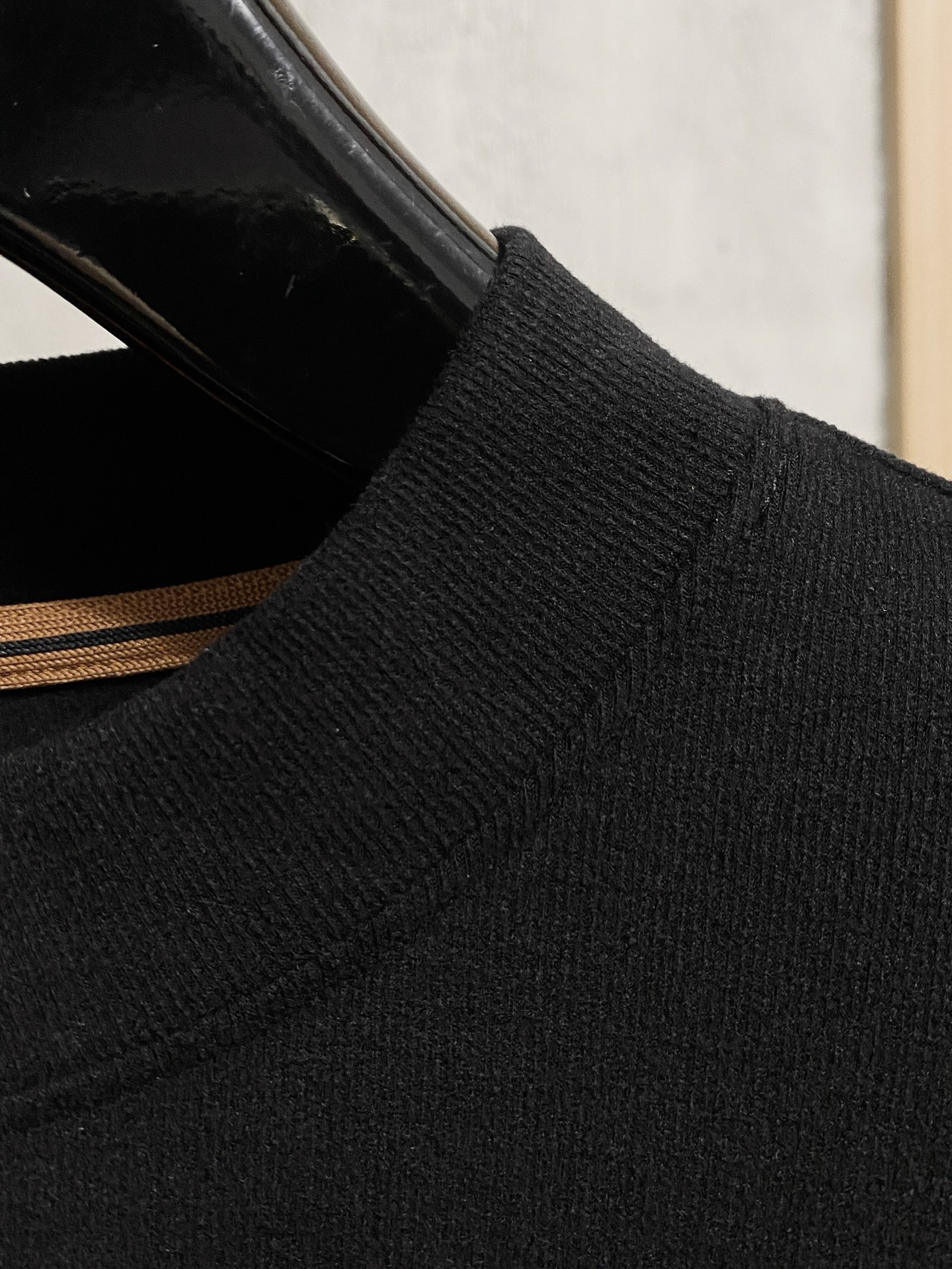 杰尼亚 杰尼亚 25FW秋冬新款碳素磨绒毛平纹棉布圆领长Tee，男士胸前元素装饰圆领长袖T恤打底衫！贸易