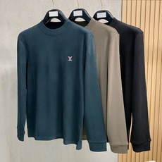 Lv 25FW秋冬新款碳素磨绒毛平纹棉布圆领长Tee,男士胸前元素装饰圆领长袖T恤打底衫!贸易公司渠道稀 Lv 25FW秋冬新款碳素磨绒毛平纹棉布圆领长Tee,男士胸前元素装饰圆领长袖T恤打底衫!贸易公司渠道稀