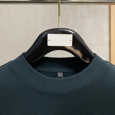 Lv 25FW秋冬新款碳素磨绒毛平纹棉布圆领长Tee,男士胸前元素装饰圆领长袖T恤打底衫!贸易公司渠道稀 Lv 25FW秋冬新款碳素磨绒毛平纹棉布圆领长Tee,男士胸前元素装饰圆领长袖T恤打底衫!贸易公司渠道稀