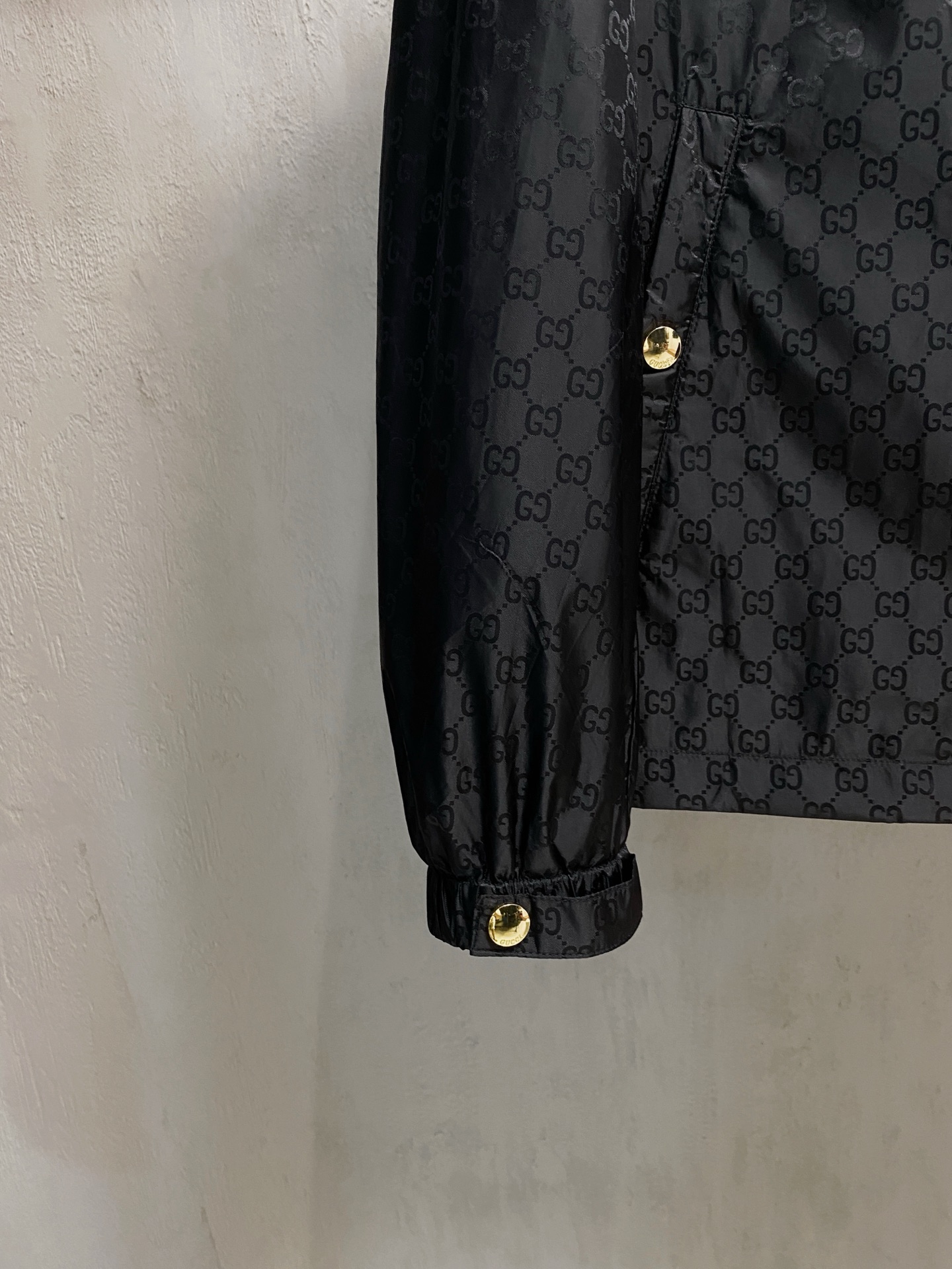 Gucci Men's Black Jacquard Windbreaker Hooded Jacket Lightweight Coat 8 i1756833229629 5533 0 7