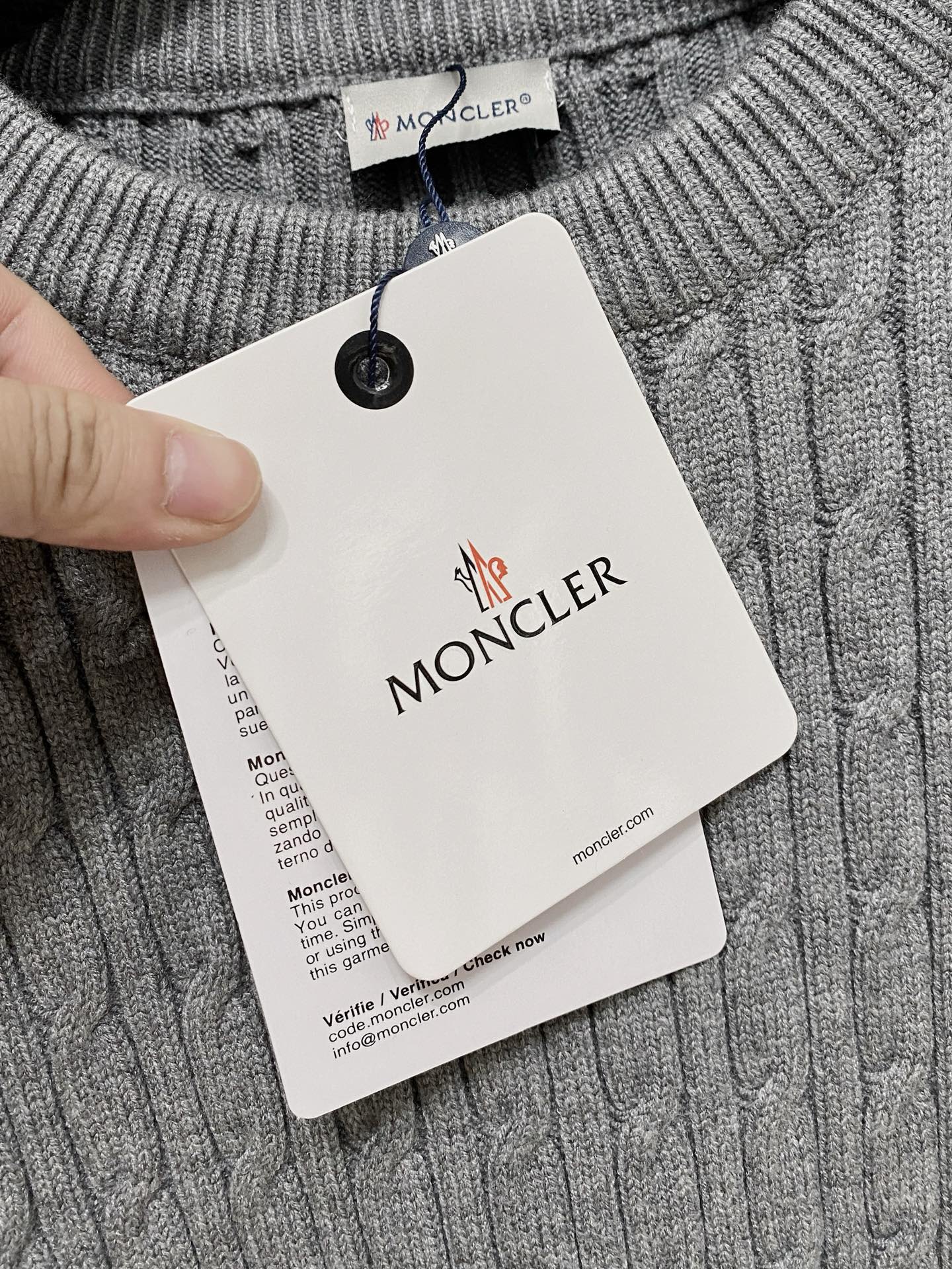 🌾 蒙口 2025新款 羊毛混纺 圆领 长袖 毛衣 羊毛衫 打底衫，高端版本！专柜定制面料 透气舒适度高