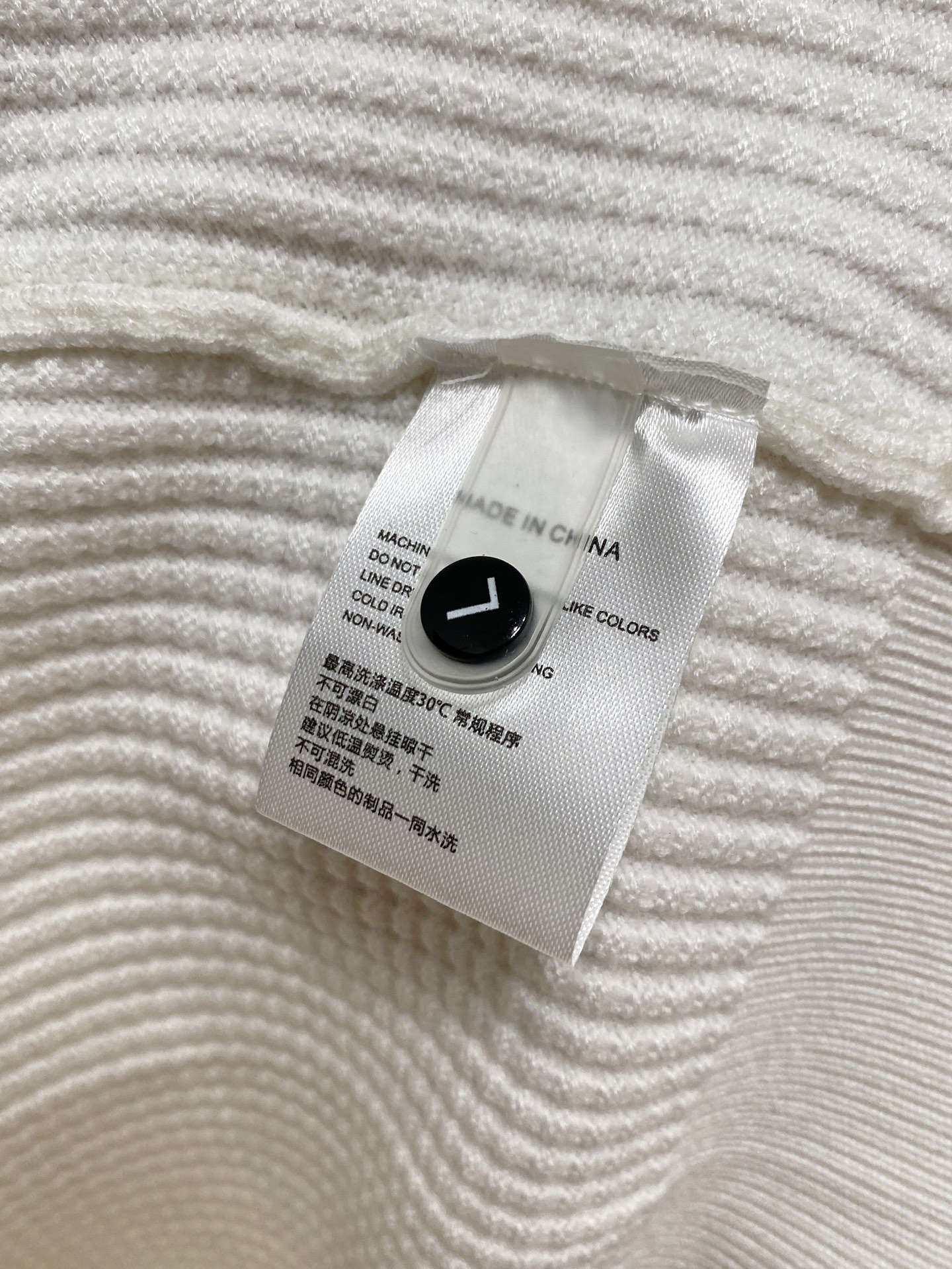 🌾 TB 2025新款 羊毛混纺 圆领 长袖 毛衣 羊毛衫 打底衫，高端版本！专柜定制面料 透气舒适度高