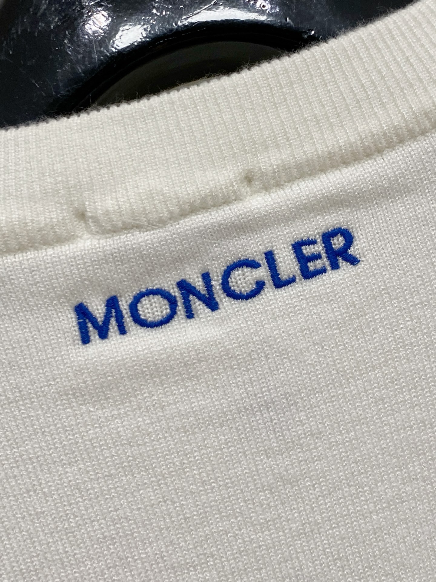 🌾 蒙口 2025新款 羊毛混纺 圆领 长袖 毛衣 羊毛衫 打底衫，高端版本！专柜定制面料 透气舒适度高