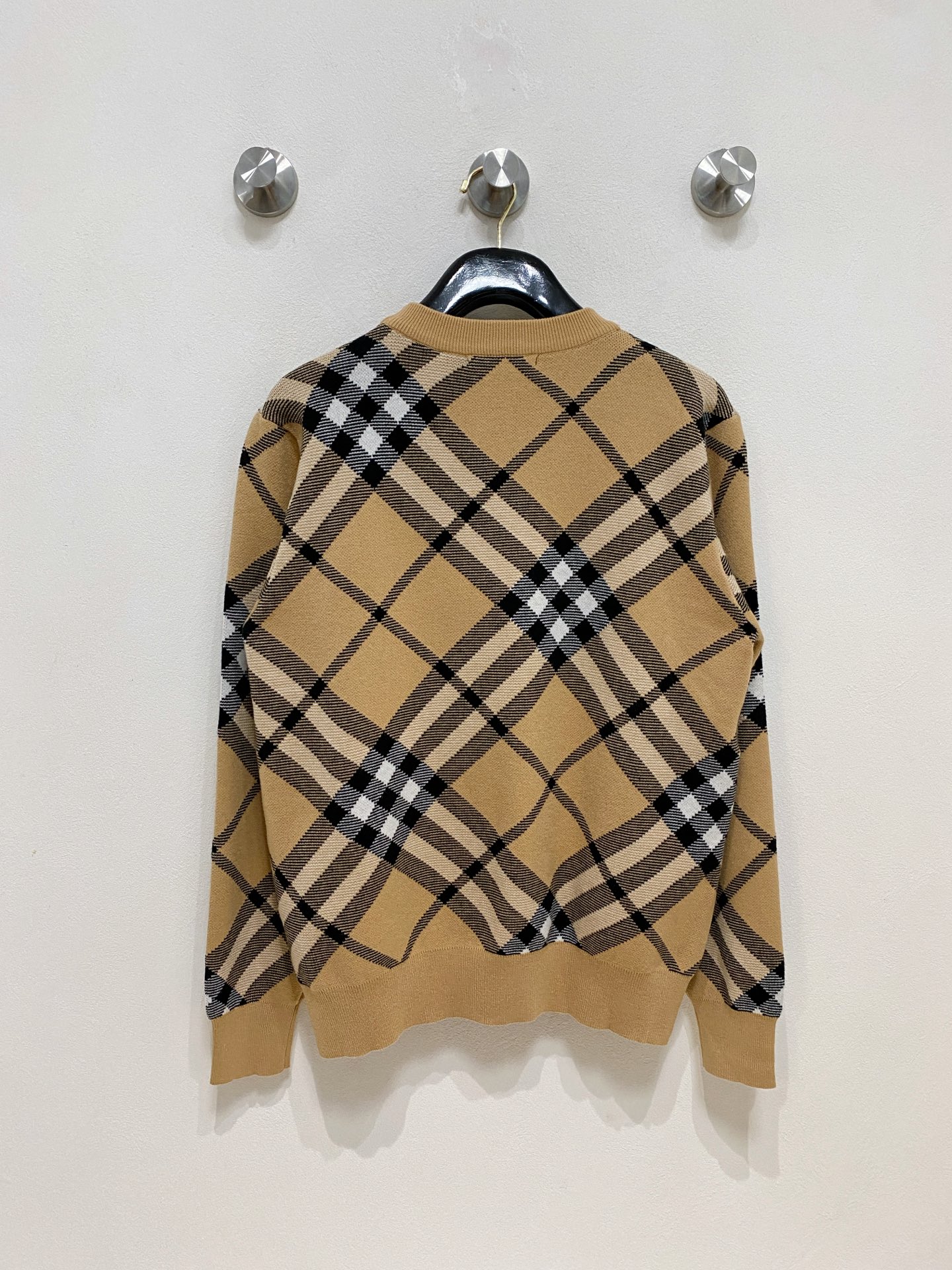 🌾 巴宝莉 2025新款 羊毛混纺 圆领 长袖 毛衣 羊毛衫 打底衫，高端版本！专柜定制面料 透气舒适度