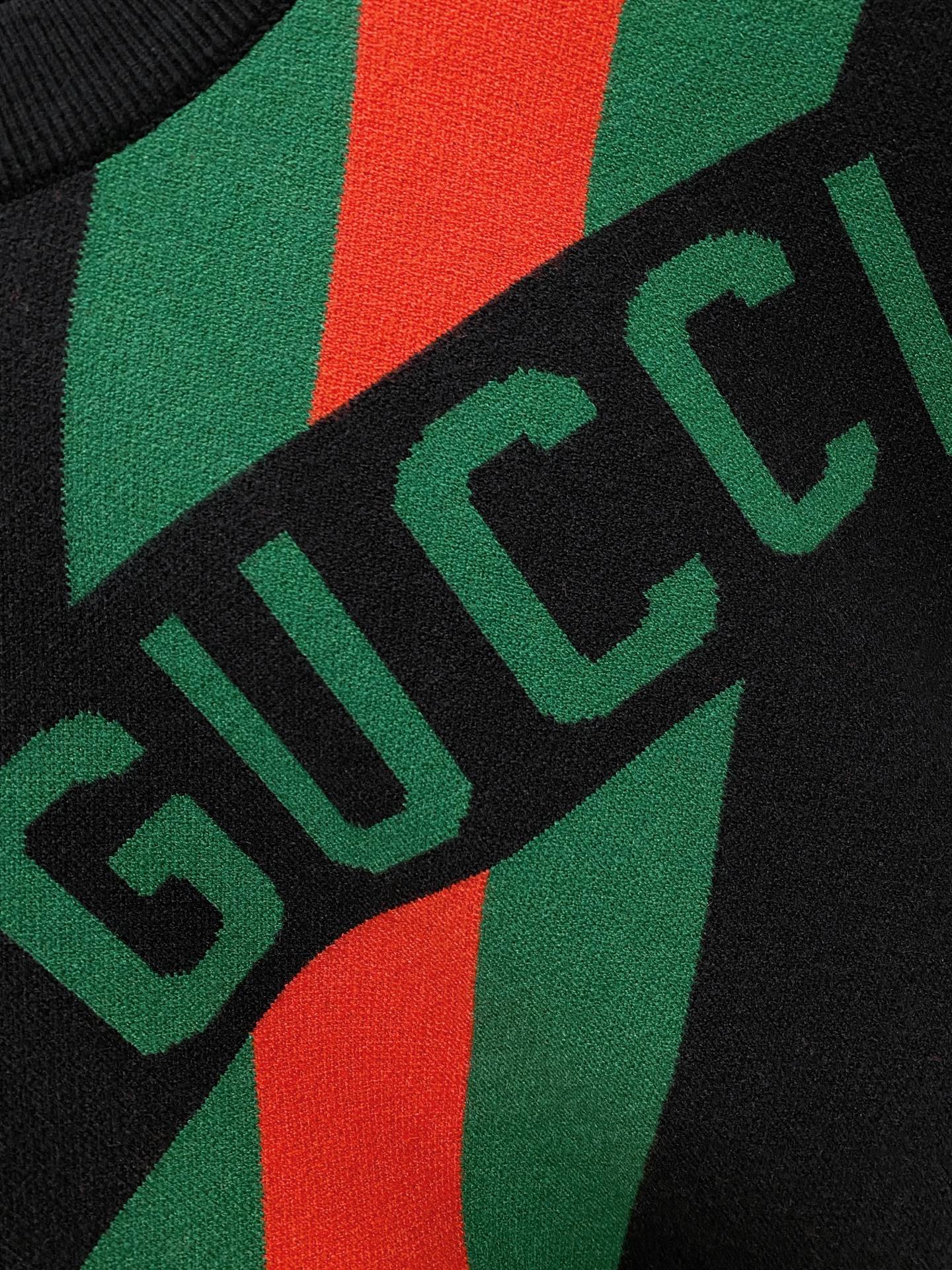 Gucci 2025 Fall/Winter Wool Blend Crew Neck Knit Sweater, Comfortable and Warm 5 i1757096718813 212 0 3