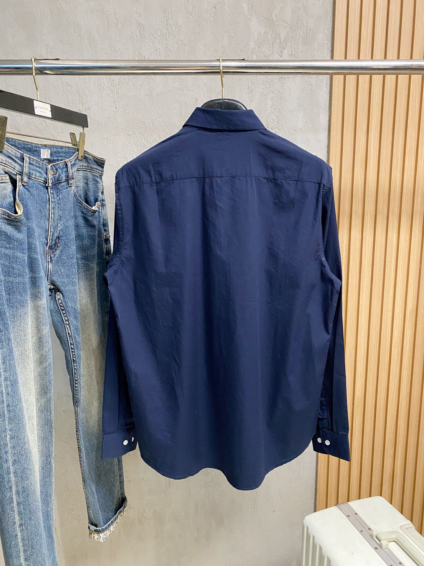 boss 2025ss春夏时尚大爆款短袖衬衫，贸易公司渠道货，品相完美如斯，属于入柜级别，可预见性的爆款