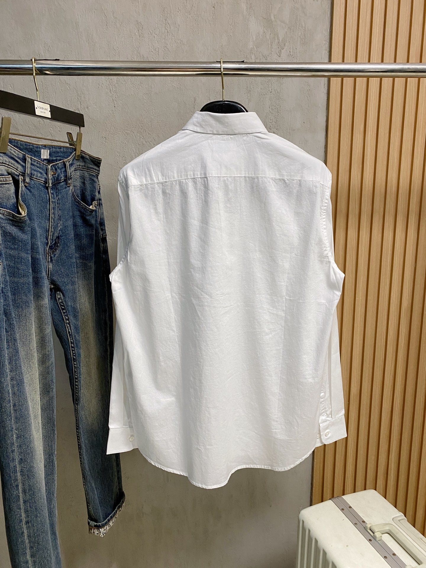 boss 2025ss春夏时尚大爆款短袖衬衫，贸易公司渠道货，品相完美如斯，属于入柜级别，可预见性的爆款