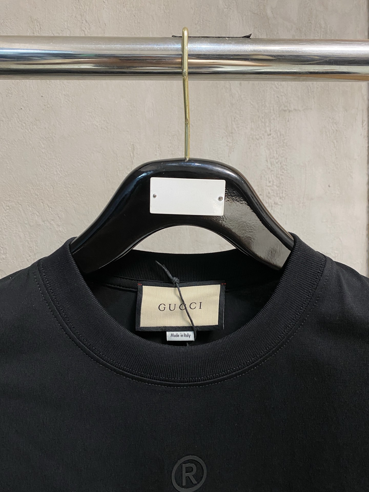 高版本 古驰 2025新款经典圆领长袖 时尚百搭经典元素打造精致工艺专柜面料，顶级元素融合打造，经典短袖