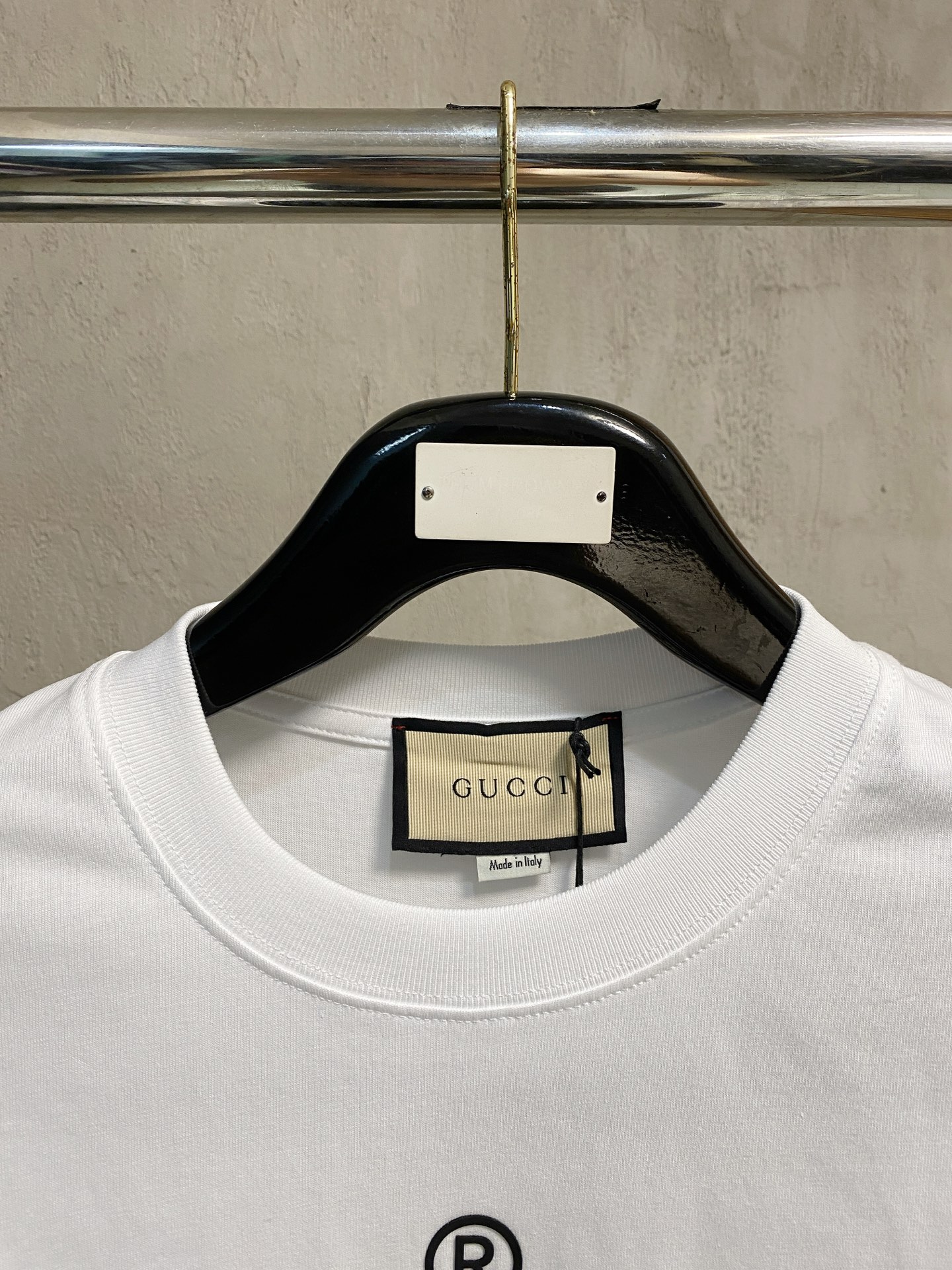 高版本 古驰 2025新款经典圆领长袖 时尚百搭经典元素打造精致工艺专柜面料，顶级元素融合打造，经典短袖