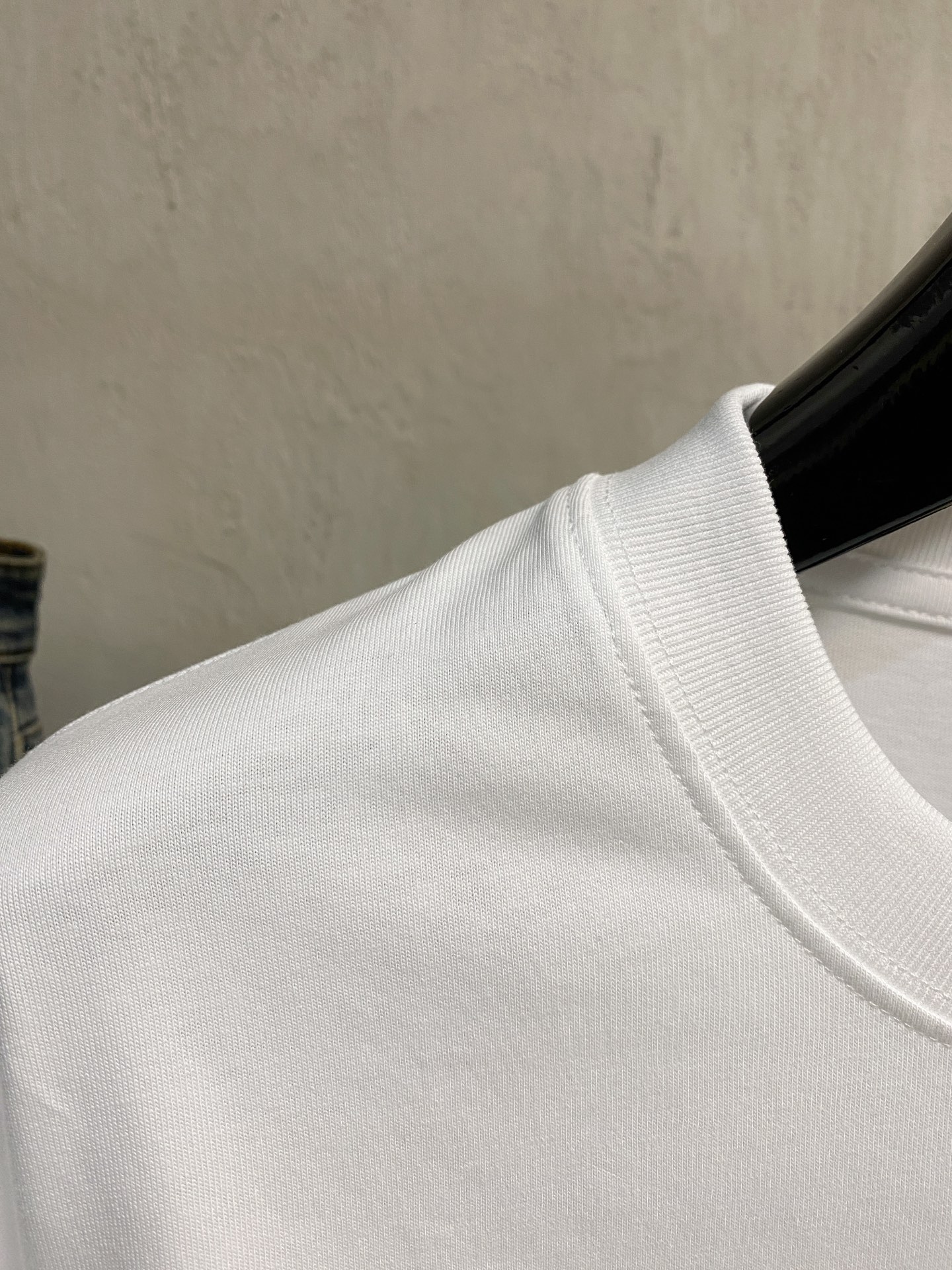 高版本 罗意威 2025新款经典圆领长袖 时尚百搭经典元素打造精致工艺专柜面料，顶级元素融合打造，经典短