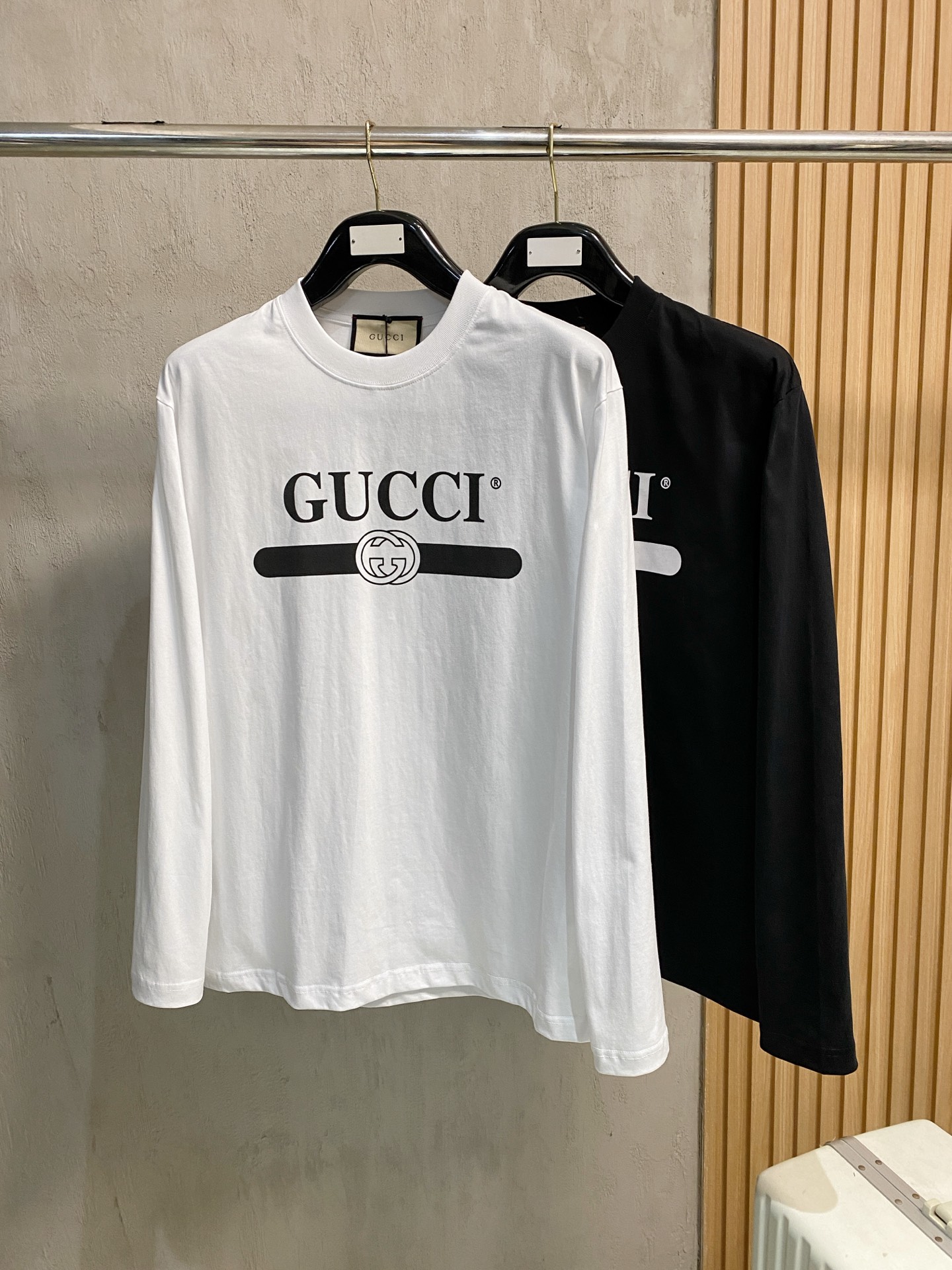 高版本 古驰 2025新款经典圆领长袖 时尚百搭经典元素打造精致工艺专柜面料，顶级元素融合打造，经典短袖