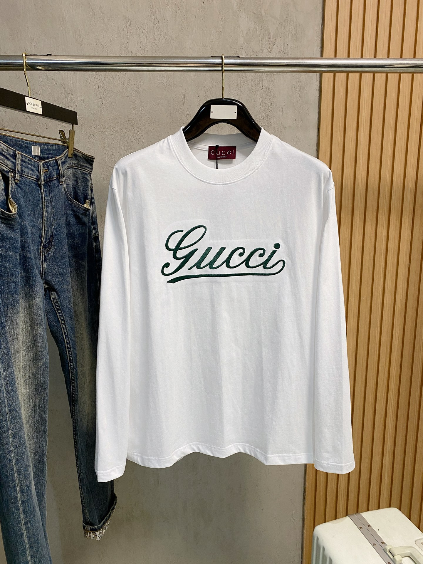 高版本 古驰 2025新款经典圆领长袖 时尚百搭经典元素打造精致工艺专柜面料，顶级元素融合打造，经典短袖