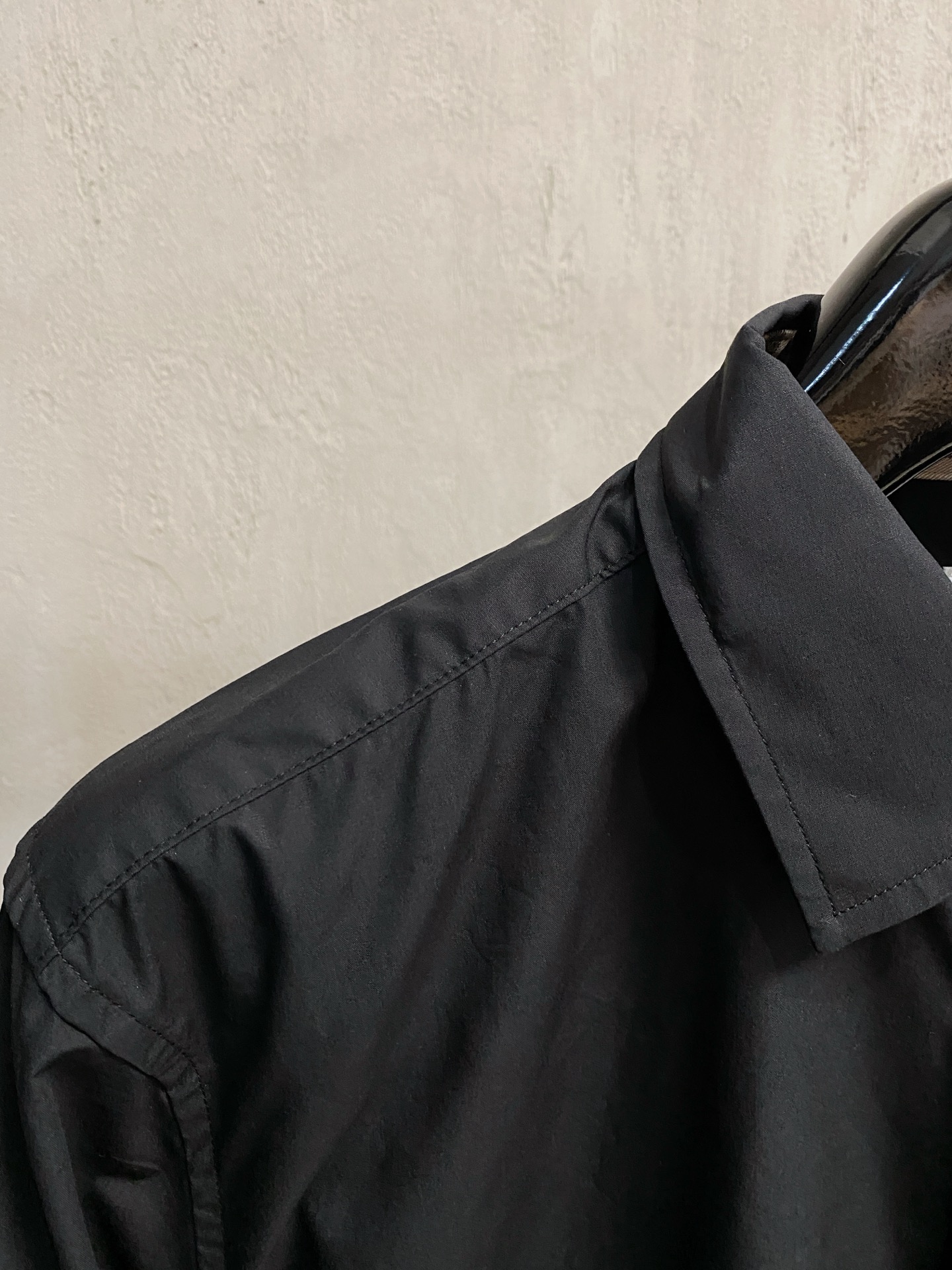 巴宝莉 2025ss春夏时尚大爆款短袖衬衫，贸易公司渠道货，品相完美如斯，属于入柜级别，可预见性的爆款，