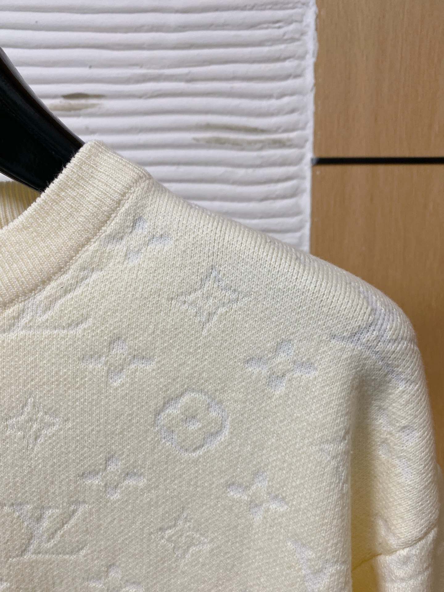 Louis Vuitton Wool-Blend Crewneck Sweater - Comfortable & Stylish, M-3XL 4 i1757338543057 2812 0 2