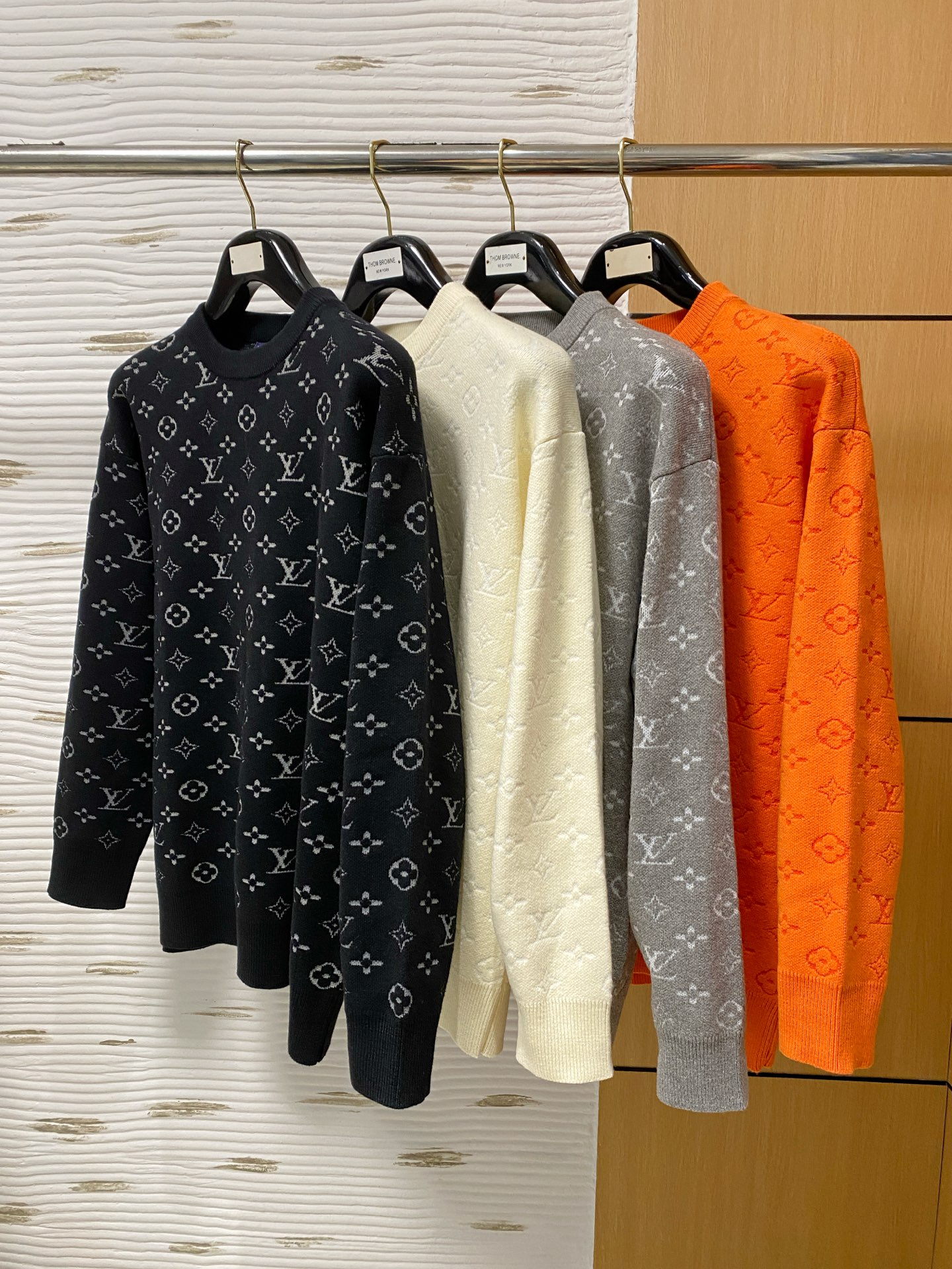 Louis Vuitton Wool Blend Crew Neck Sweater - Cozy & Stylish Knitwear 10 i1757338583725 3501 0 8