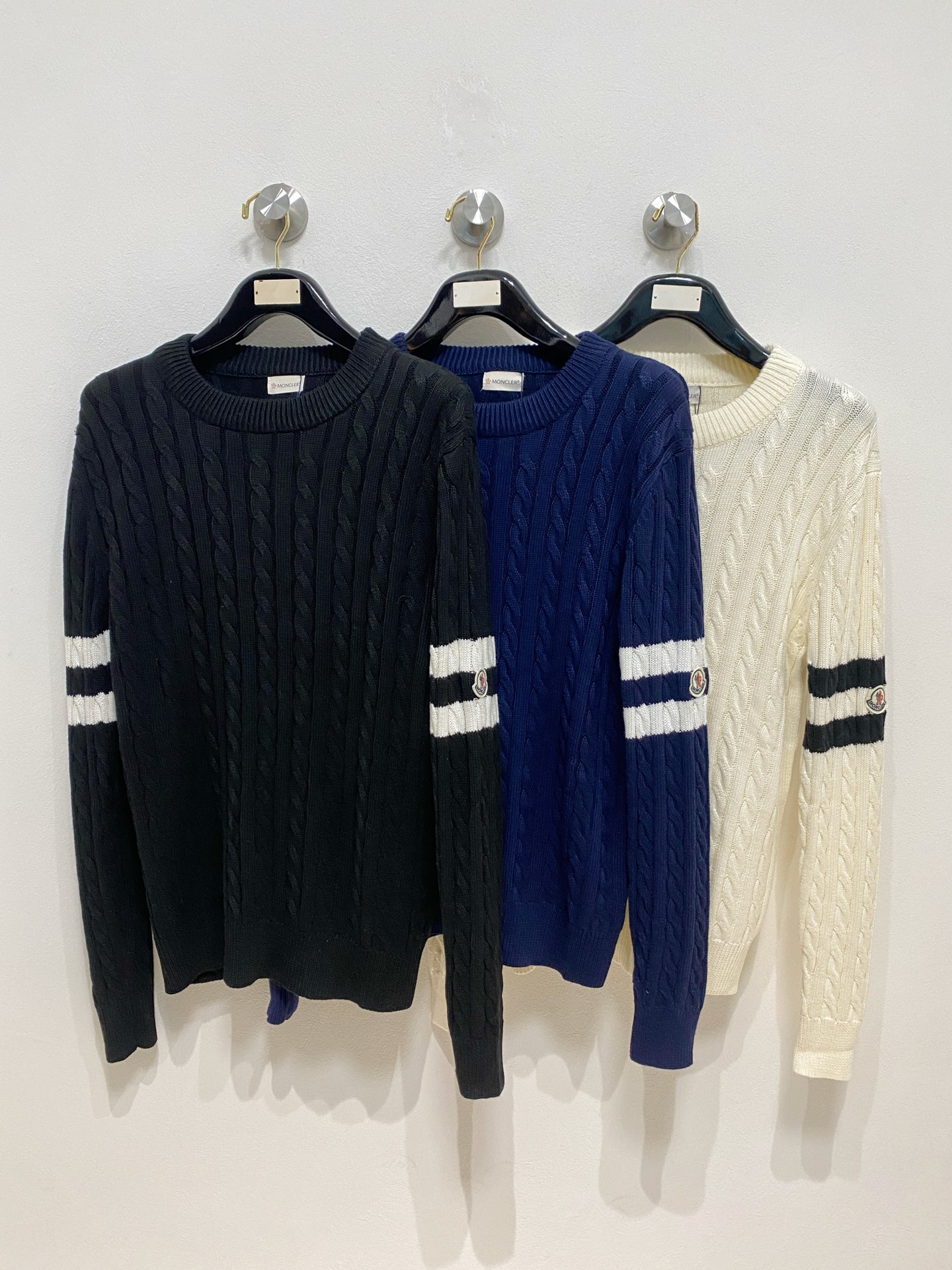 🌾 蒙口 2025新款 羊毛混纺 圆领 长袖 毛衣 羊毛衫 打底衫，高端版本！专柜定制面料 透气舒适度高