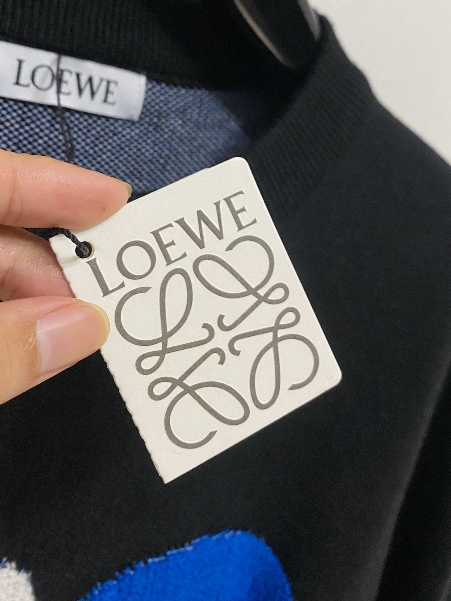 🌾 罗意威 2025新款 羊毛混纺 圆领 长袖 毛衣 羊毛衫 打底衫，高端版本！专柜定制面料 透气舒适度