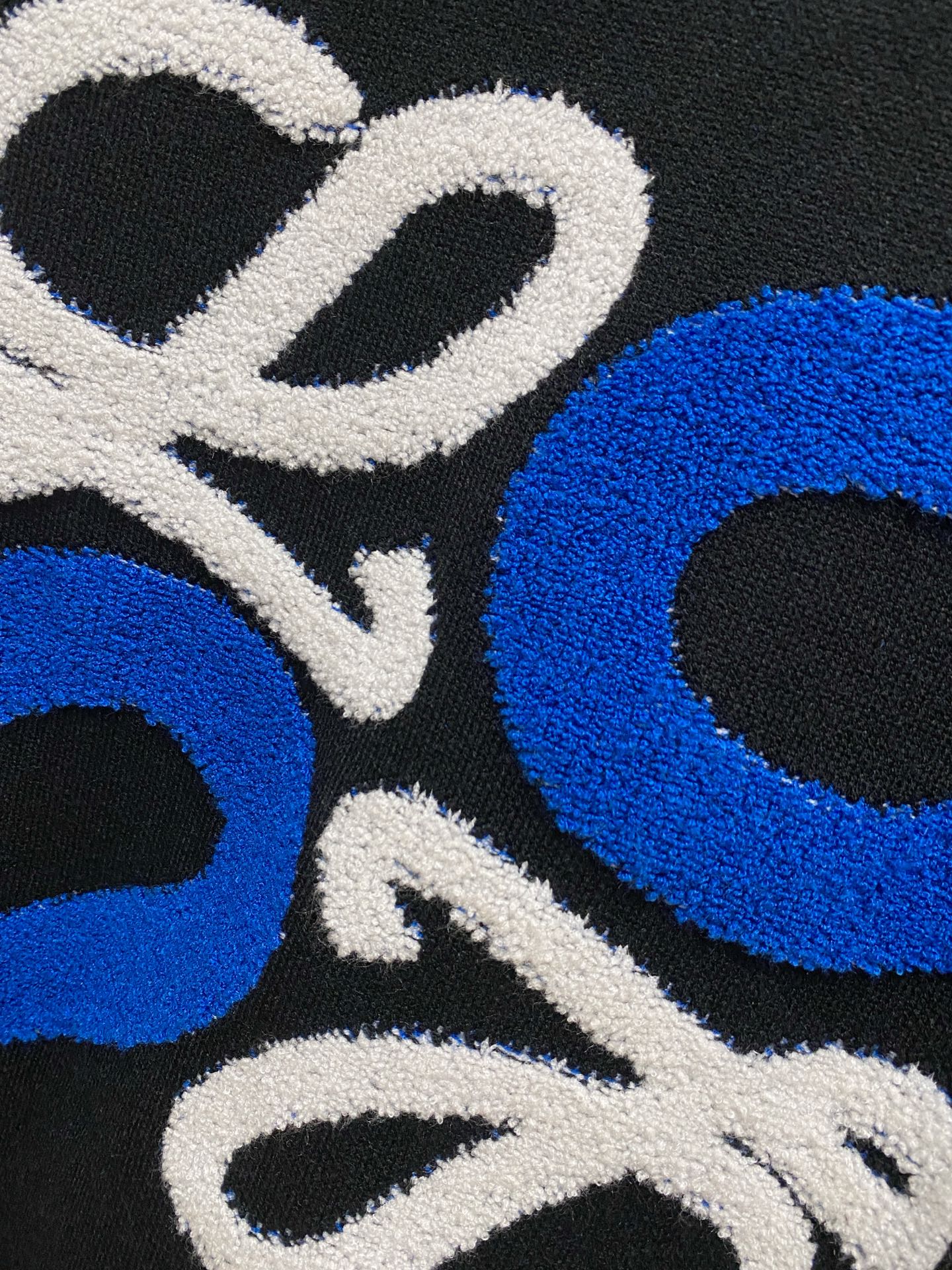 🌾 罗意威 2025新款 羊毛混纺 圆领 长袖 毛衣 羊毛衫 打底衫，高端版本！专柜定制面料 透气舒适度