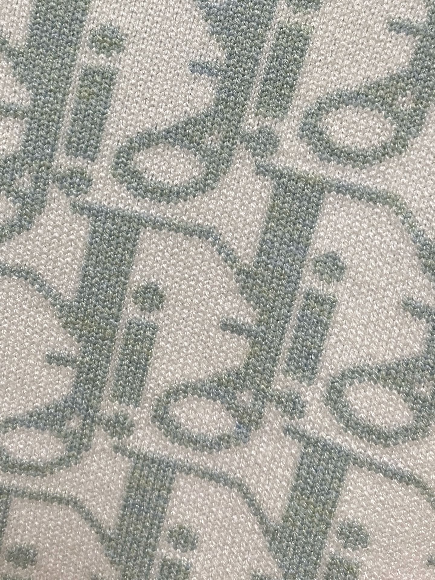 🌾 迪奥 2025新款 羊毛混纺 圆领 长袖 毛衣 羊毛衫 打底衫，高端版本！专柜定制面料 透气舒适度高