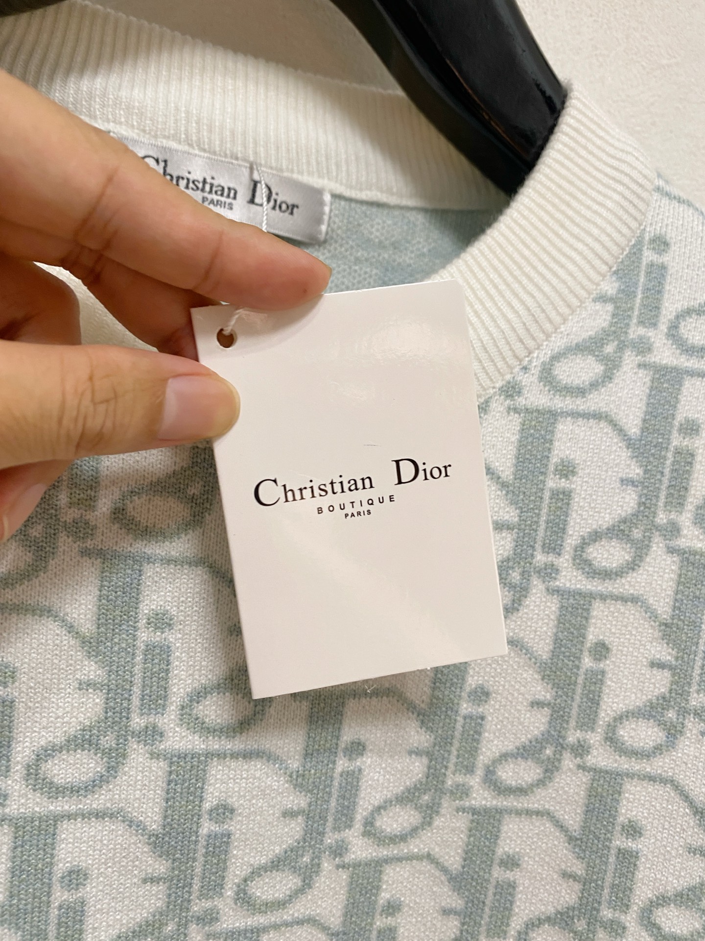 🌾 迪奥 2025新款 羊毛混纺 圆领 长袖 毛衣 羊毛衫 打底衫，高端版本！专柜定制面料 透气舒适度高