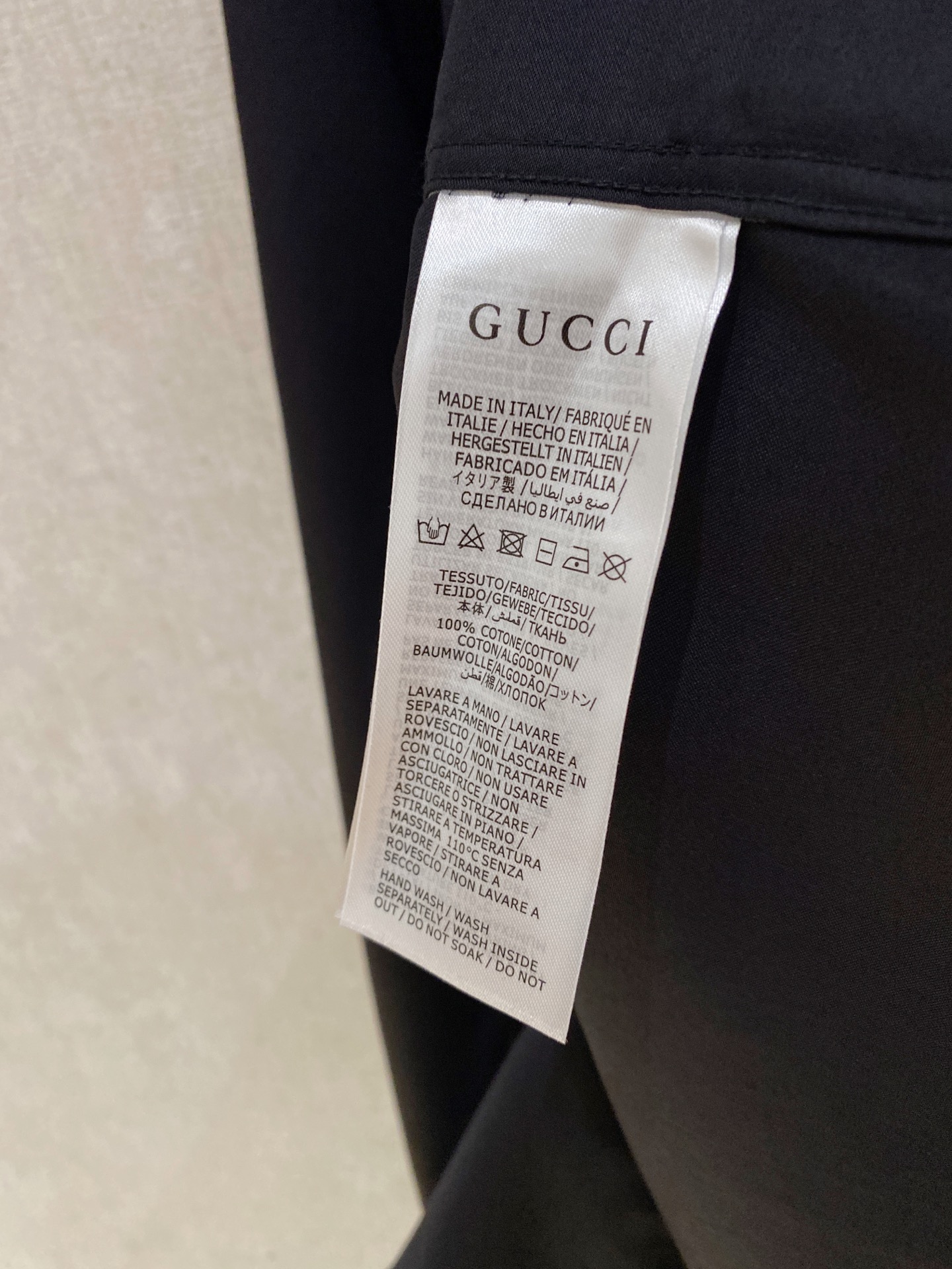 🌾退换🔥 强势上新，新款不断！！！新款衬衫，高级面料高级做工，顶级品质！！！S一XXLS穿125左右m穿