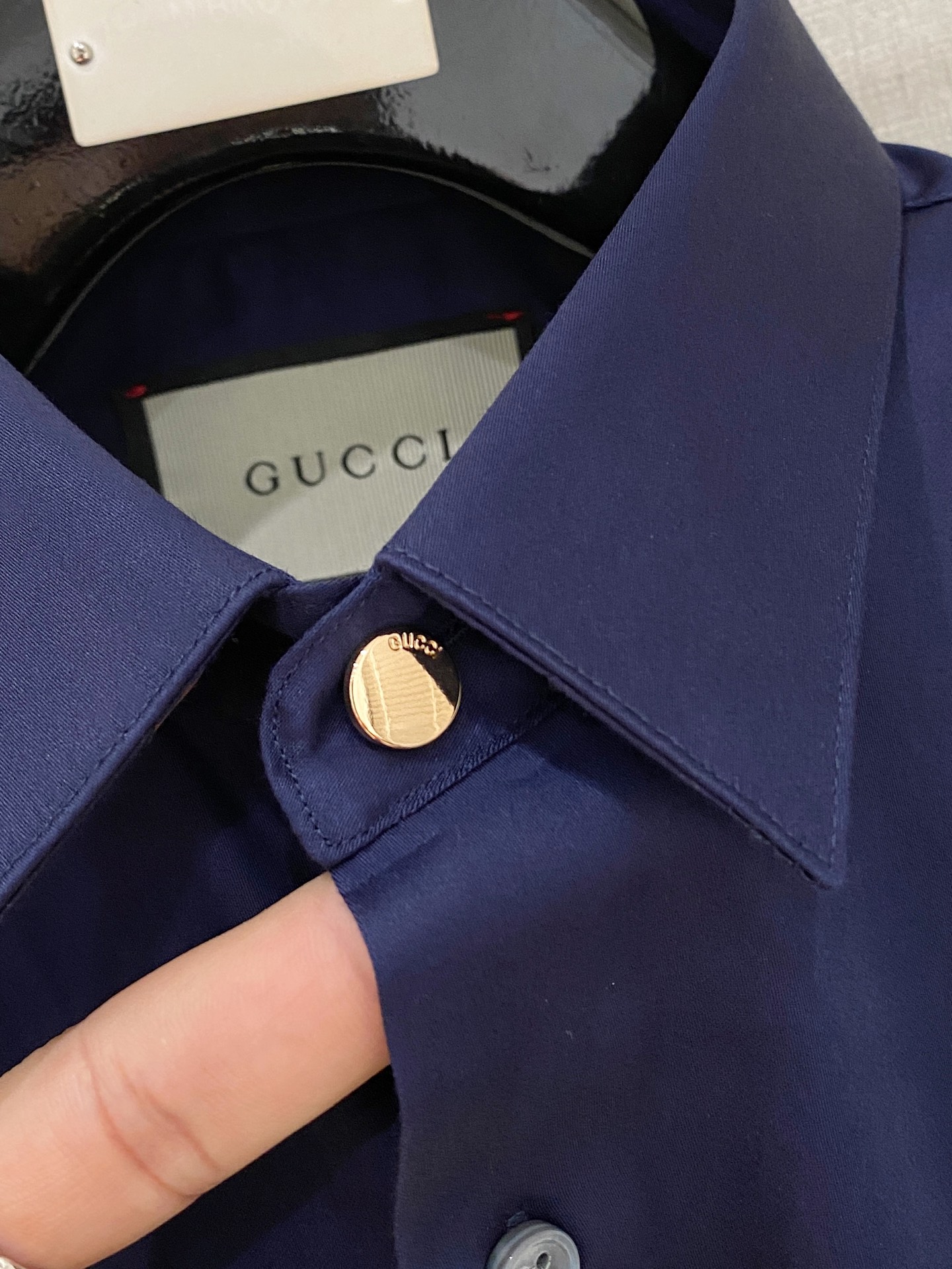 🌾退换🔥 强势上新，新款不断！！！新款衬衫，高级面料高级做工，顶级品质！！！S一XXLS穿125左右m穿