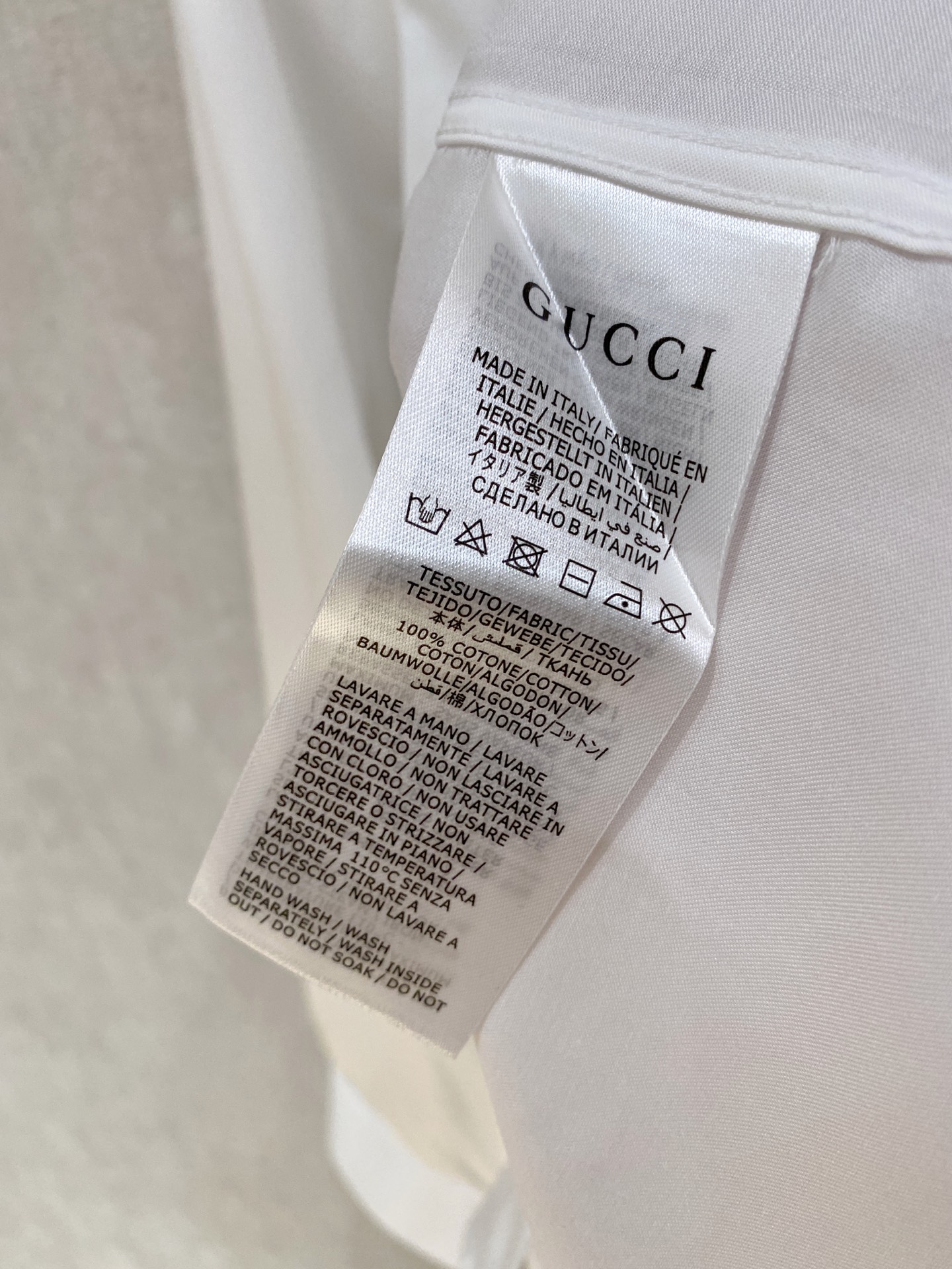 🌾退换🔥 强势上新，新款不断！！！新款衬衫，高级面料高级做工，顶级品质！！！S一XXLS穿125左右m穿