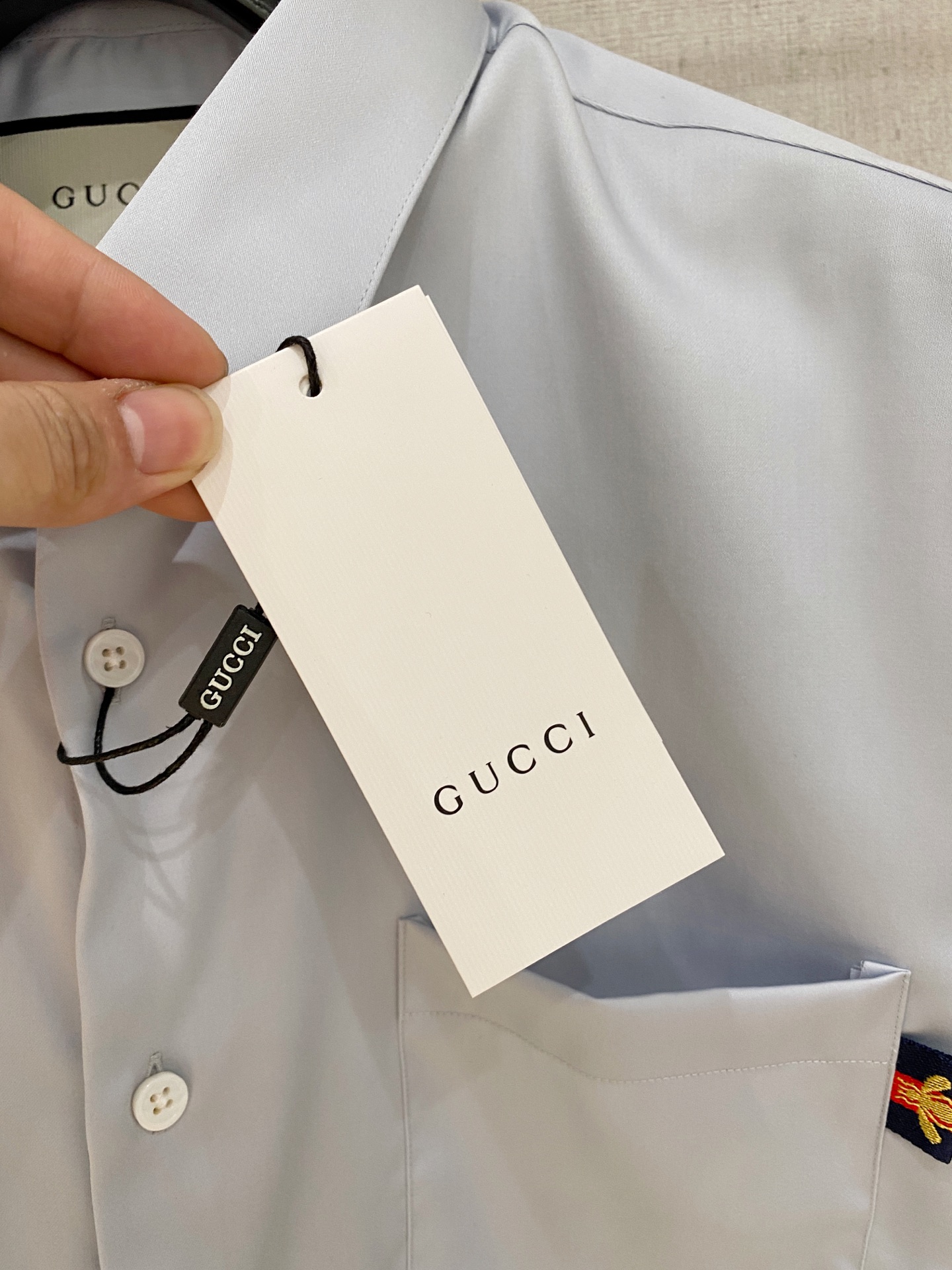 🌾退换🔥 强势上新，新款不断！！！新款衬衫，高级面料高级做工，顶级品质！！！S一XXLS穿125左右m穿