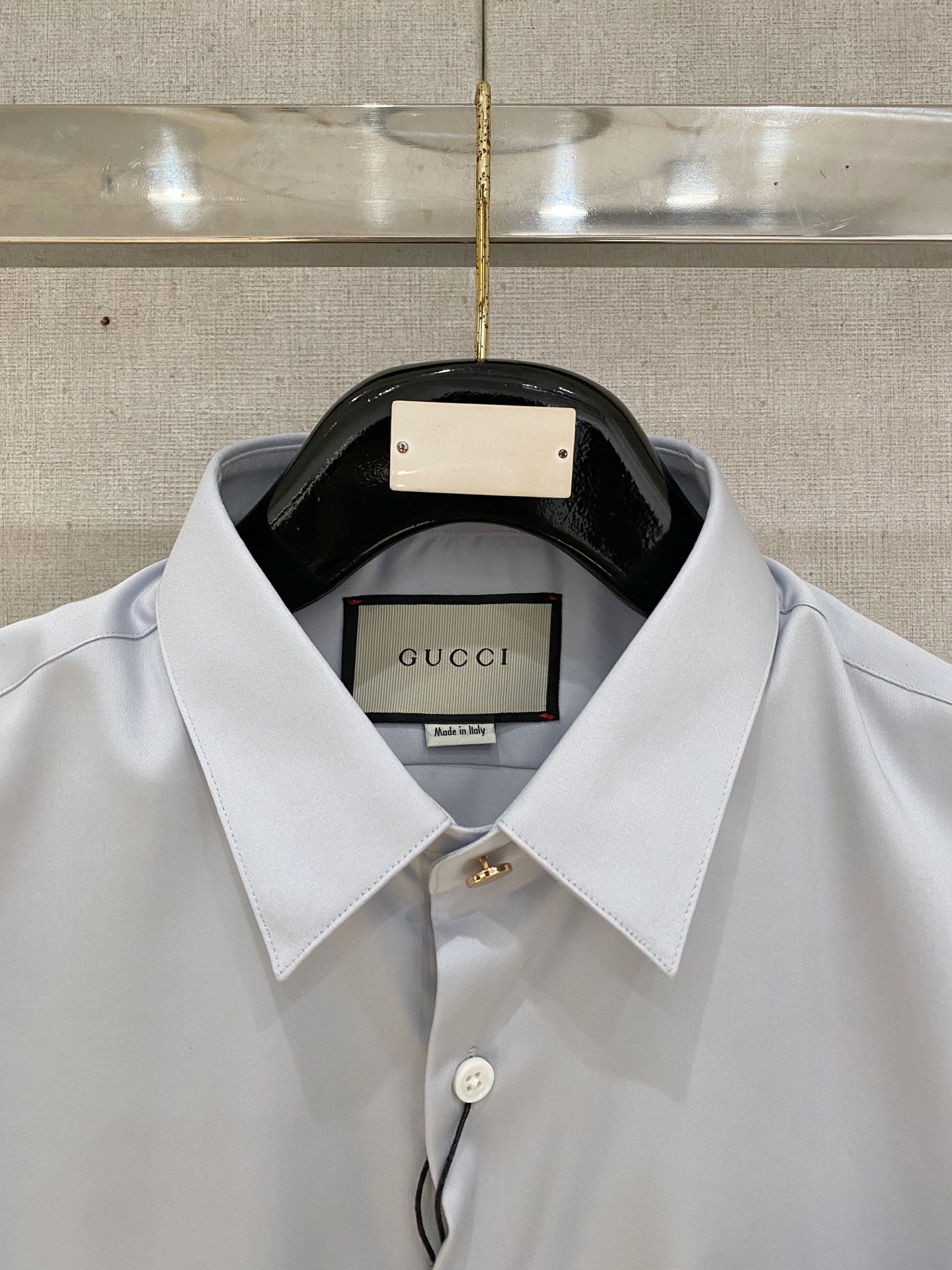 🌾退换🔥 强势上新，新款不断！！！新款衬衫，高级面料高级做工，顶级品质！！！S一XXLS穿125左右m穿