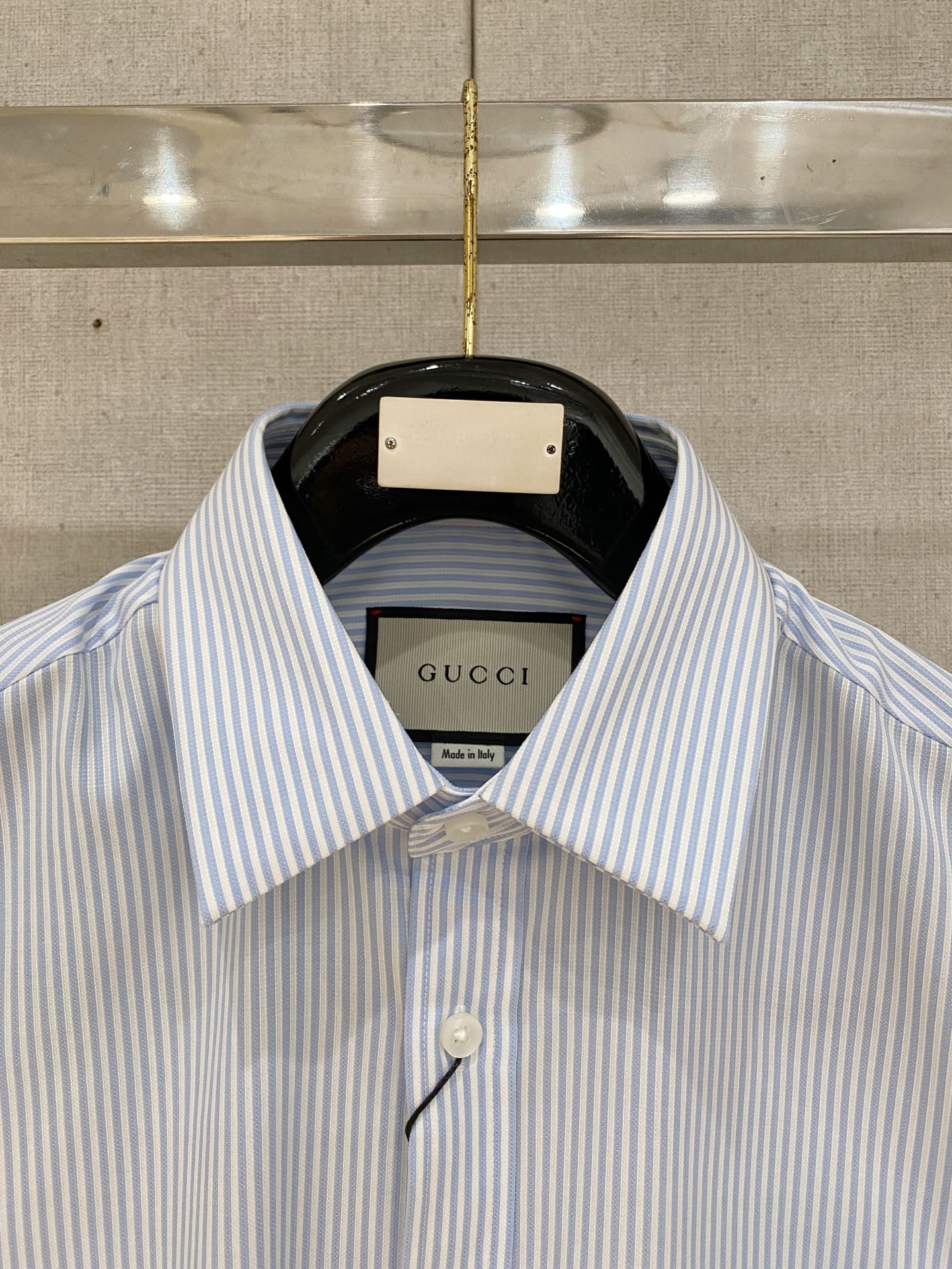 🌾退换🔥 强势上新，新款不断！！！新款衬衫，高级面料高级做工，顶级品质！！！S一XXLS穿125左右m穿