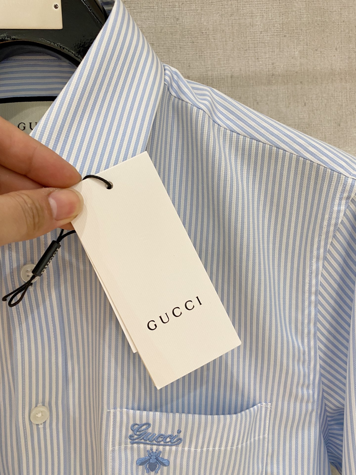 🌾退换🔥 强势上新，新款不断！！！新款衬衫，高级面料高级做工，顶级品质！！！S一XXLS穿125左右m穿