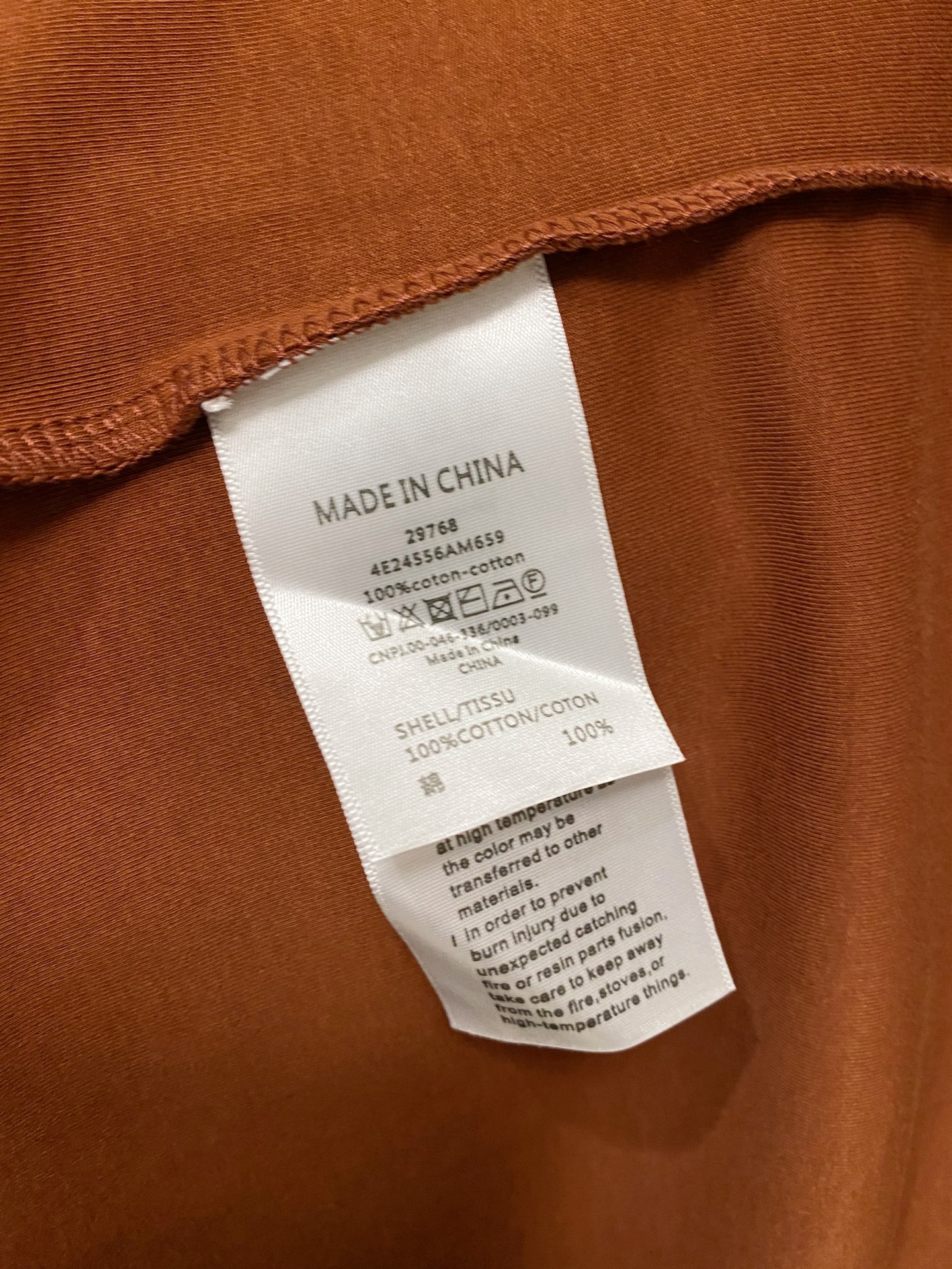 P鳄鱼🐊25ss秋季【新品】新款贸易订单圆领长袖打底衫长袖T恤网红款！上身舒适透气，不僵硬，整体有着丰富