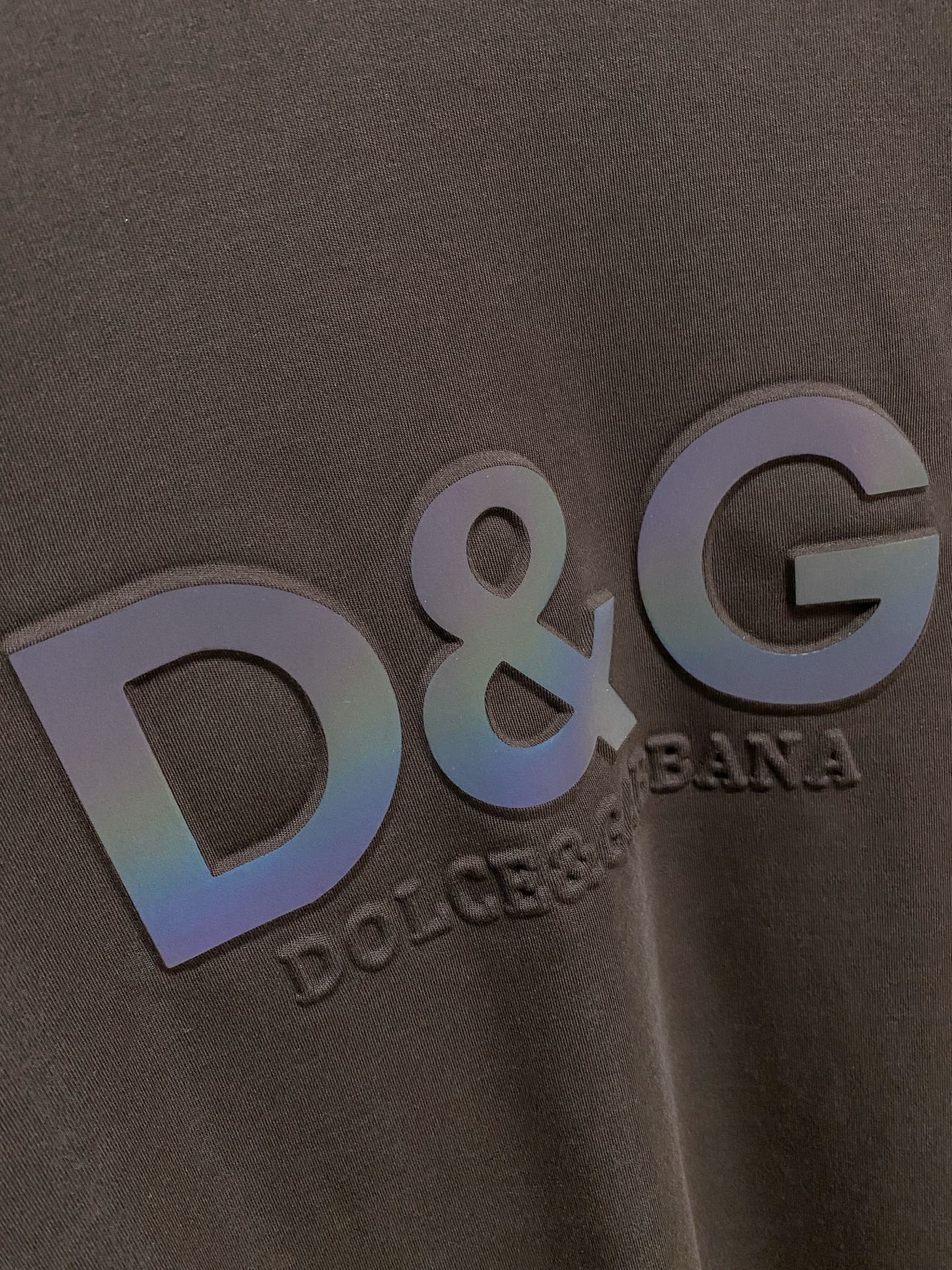 P杜嘉班纳25ss秋季【新品】新款贸易订单圆领长袖打底衫长袖T恤网红款！上身舒适透气，不僵硬，整体有着丰