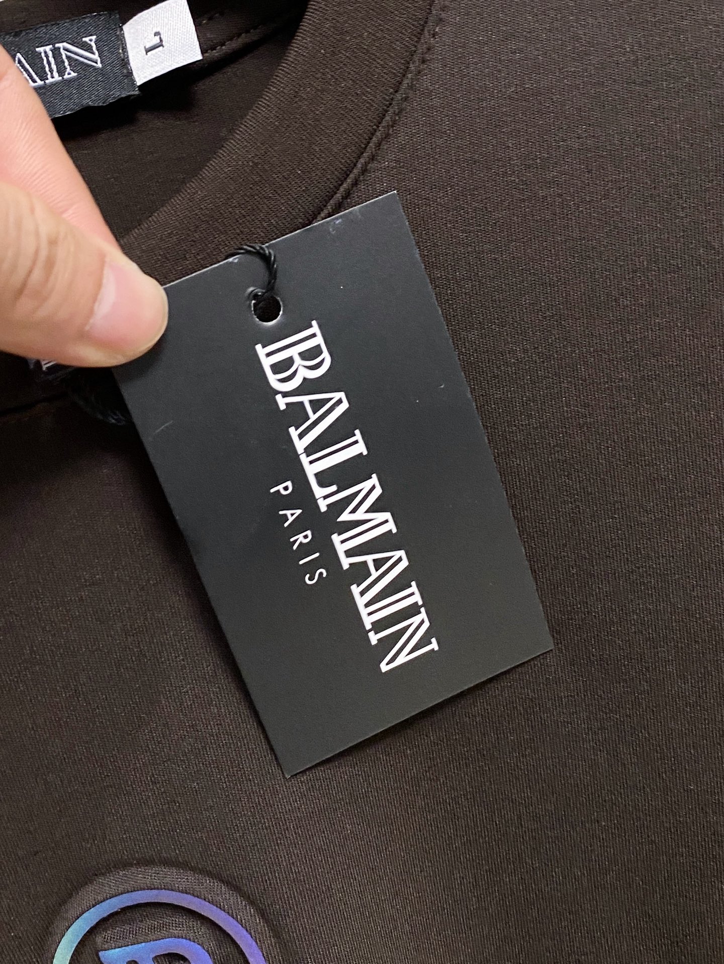 P巴利25ss秋季【新品】新款贸易订单圆领长袖打底衫长袖T恤网红款！上身舒适透气，不僵硬，整体有着丰富的