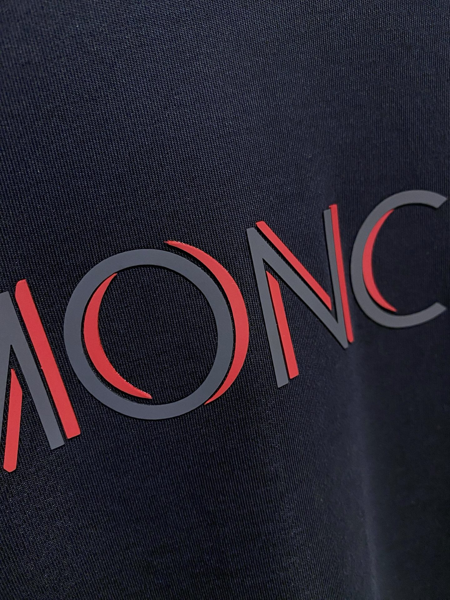 P蒙口25ss秋季【新品】新款贸易订单圆领长袖打底衫长袖T恤网红款！上身舒适透气，不僵硬，整体有着丰富的