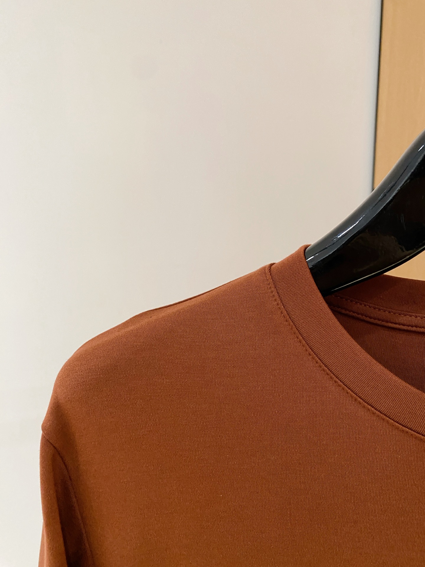 P鳄鱼🐊25ss秋季【新品】新款贸易订单圆领长袖打底衫长袖T恤网红款！上身舒适透气，不僵硬，整体有着丰富