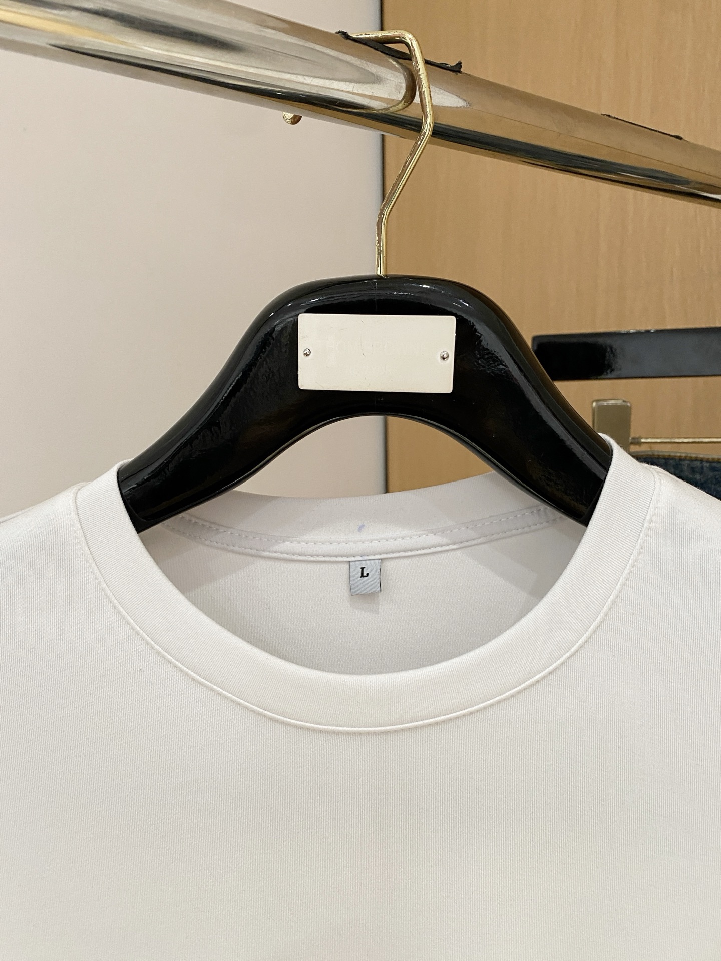 PLV 25ss秋季【新品】新款贸易订单圆领长袖打底衫长袖T恤网红款！上身舒适透气，不僵硬，整体有着丰富