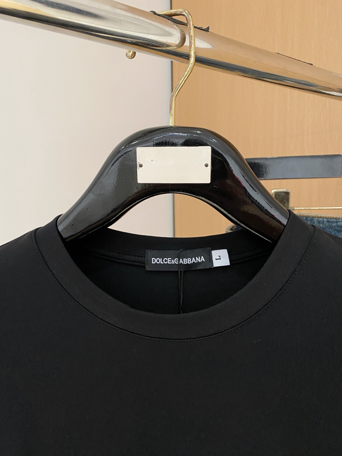 P杜嘉班纳25ss秋季【新品】新款贸易订单圆领长袖打底衫长袖T恤网红款！上身舒适透气，不僵硬，整体有着丰