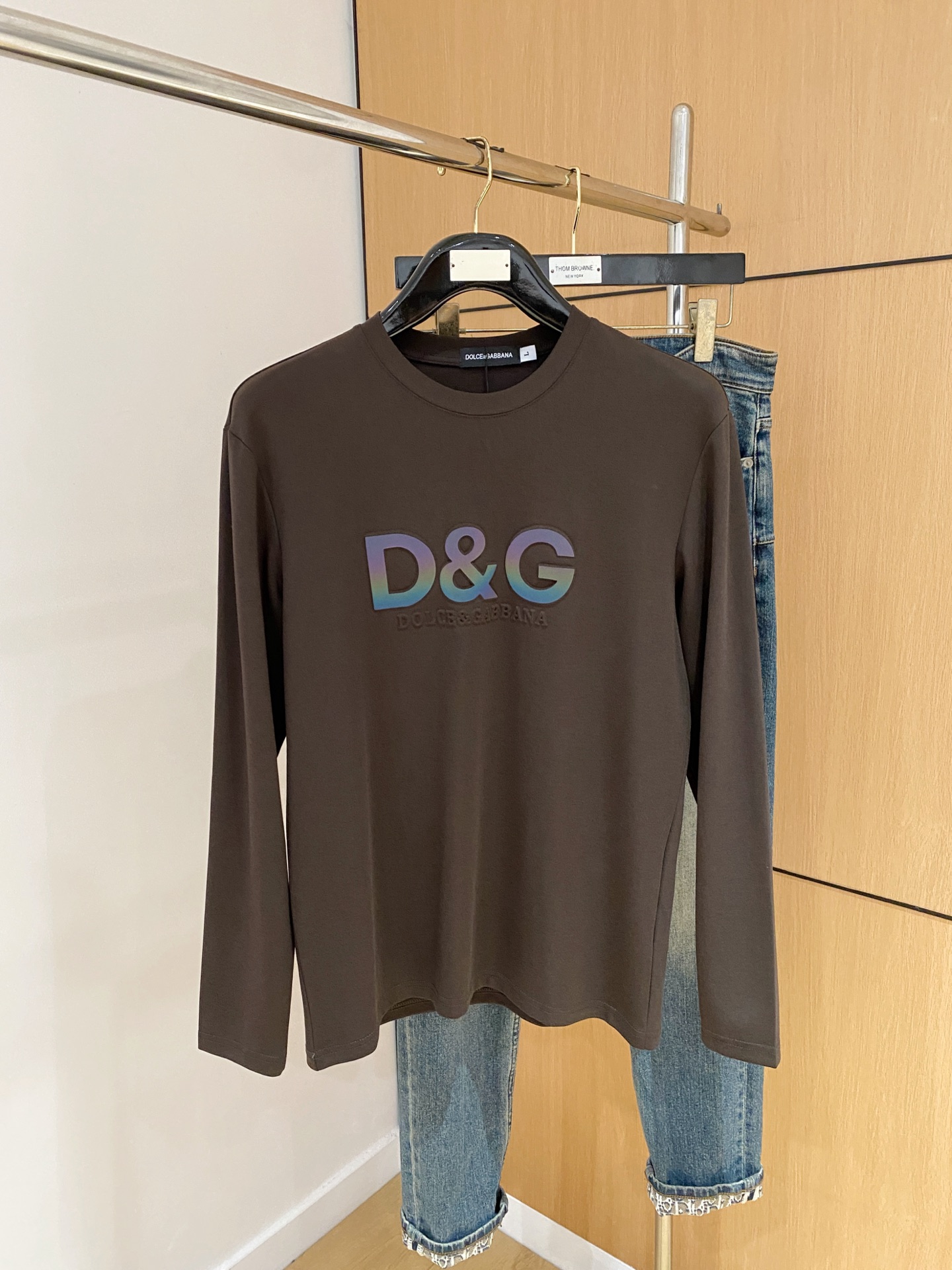 P杜嘉班纳25ss秋季【新品】新款贸易订单圆领长袖打底衫长袖T恤网红款！上身舒适透气，不僵硬，整体有着丰