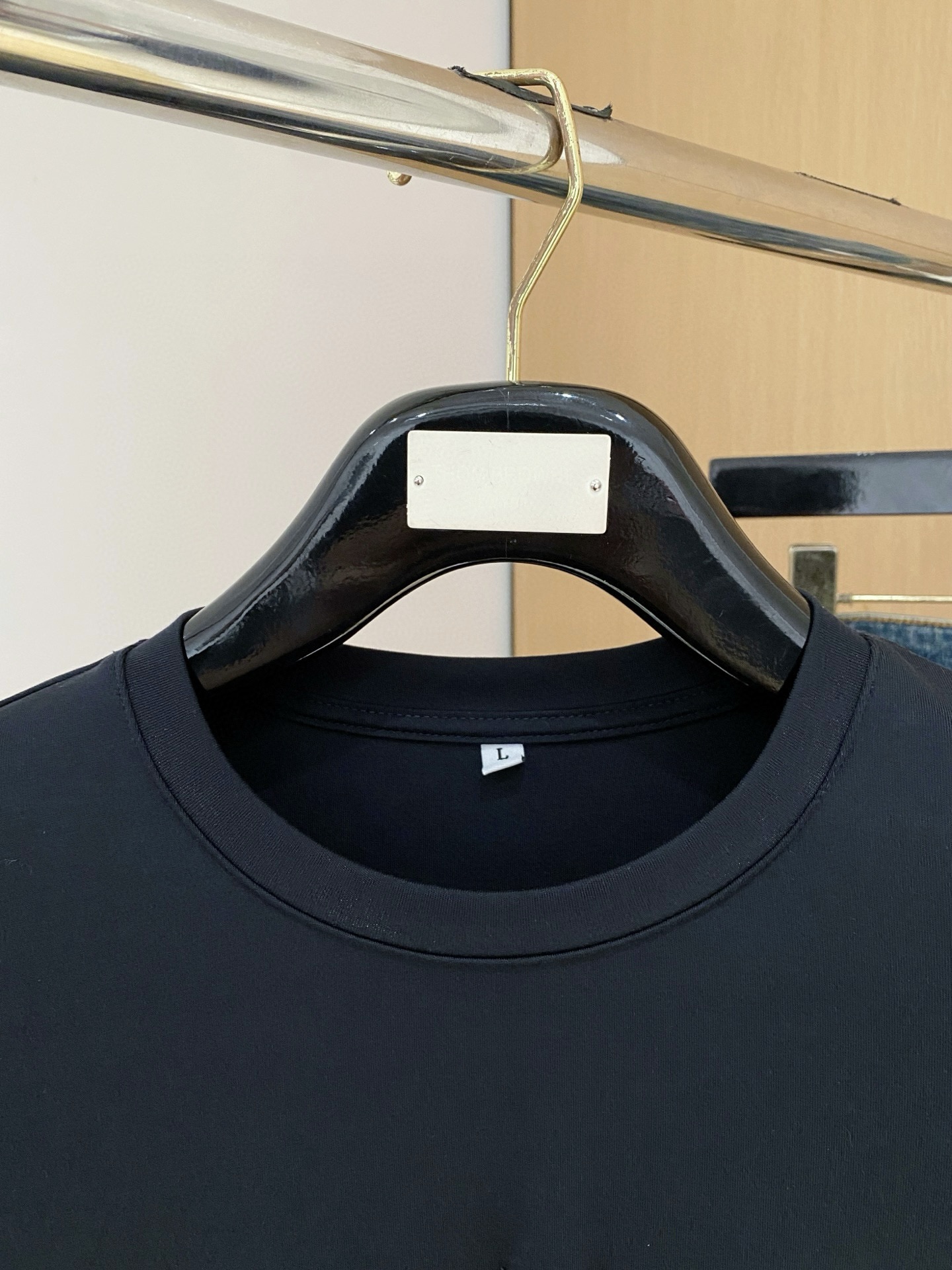 P蒙口25ss秋季【新品】新款贸易订单圆领长袖打底衫长袖T恤网红款！上身舒适透气，不僵硬，整体有着丰富的