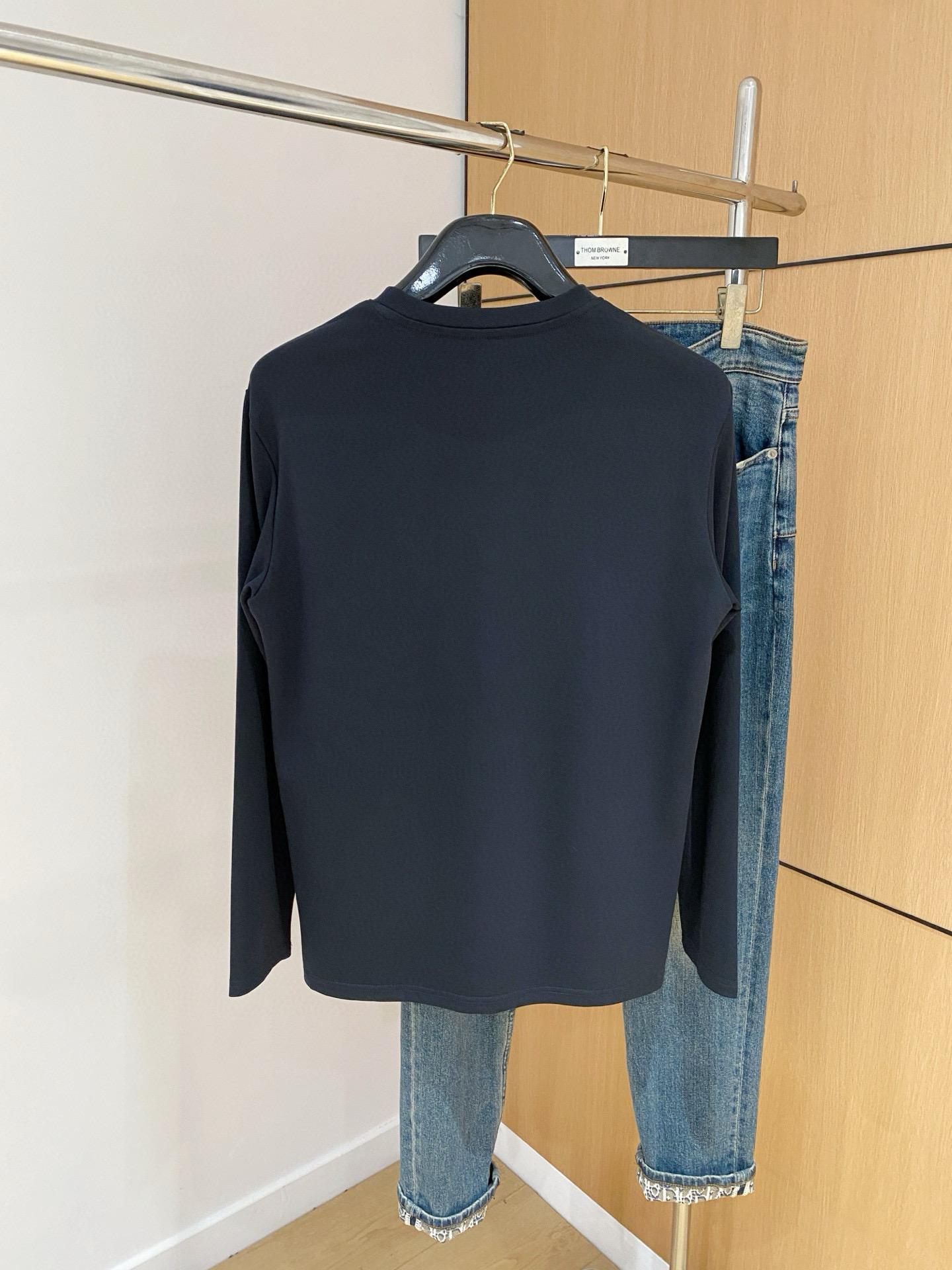 PLV 25ss秋季【新品】新款贸易订单圆领长袖打底衫长袖T恤网红款！上身舒适透气，不僵硬，整体有着丰富