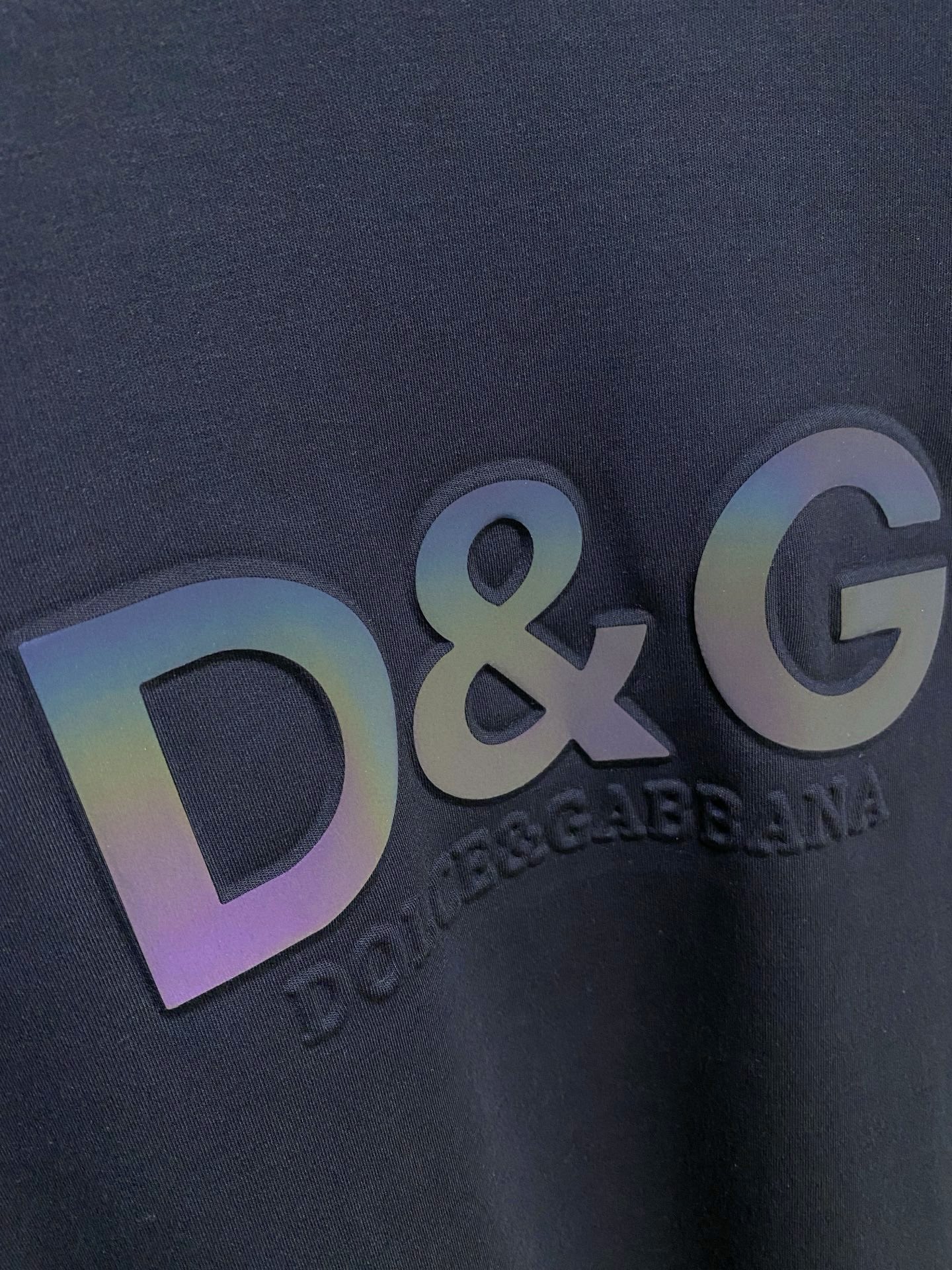 P杜嘉班纳25ss秋季【新品】新款贸易订单圆领长袖打底衫长袖T恤网红款！上身舒适透气，不僵硬，整体有着丰