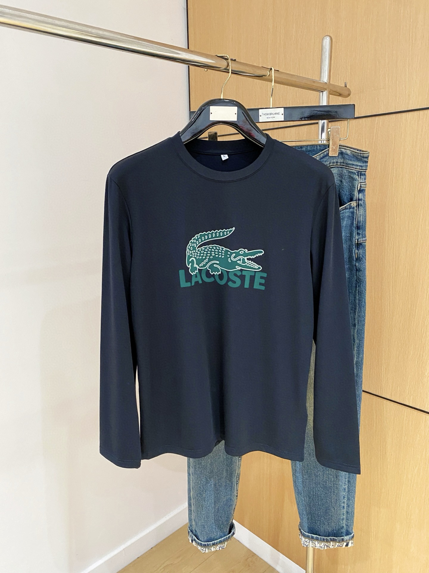 P鳄鱼🐊25ss秋季【新品】新款贸易订单圆领长袖打底衫长袖T恤网红款！上身舒适透气，不僵硬，整体有着丰富