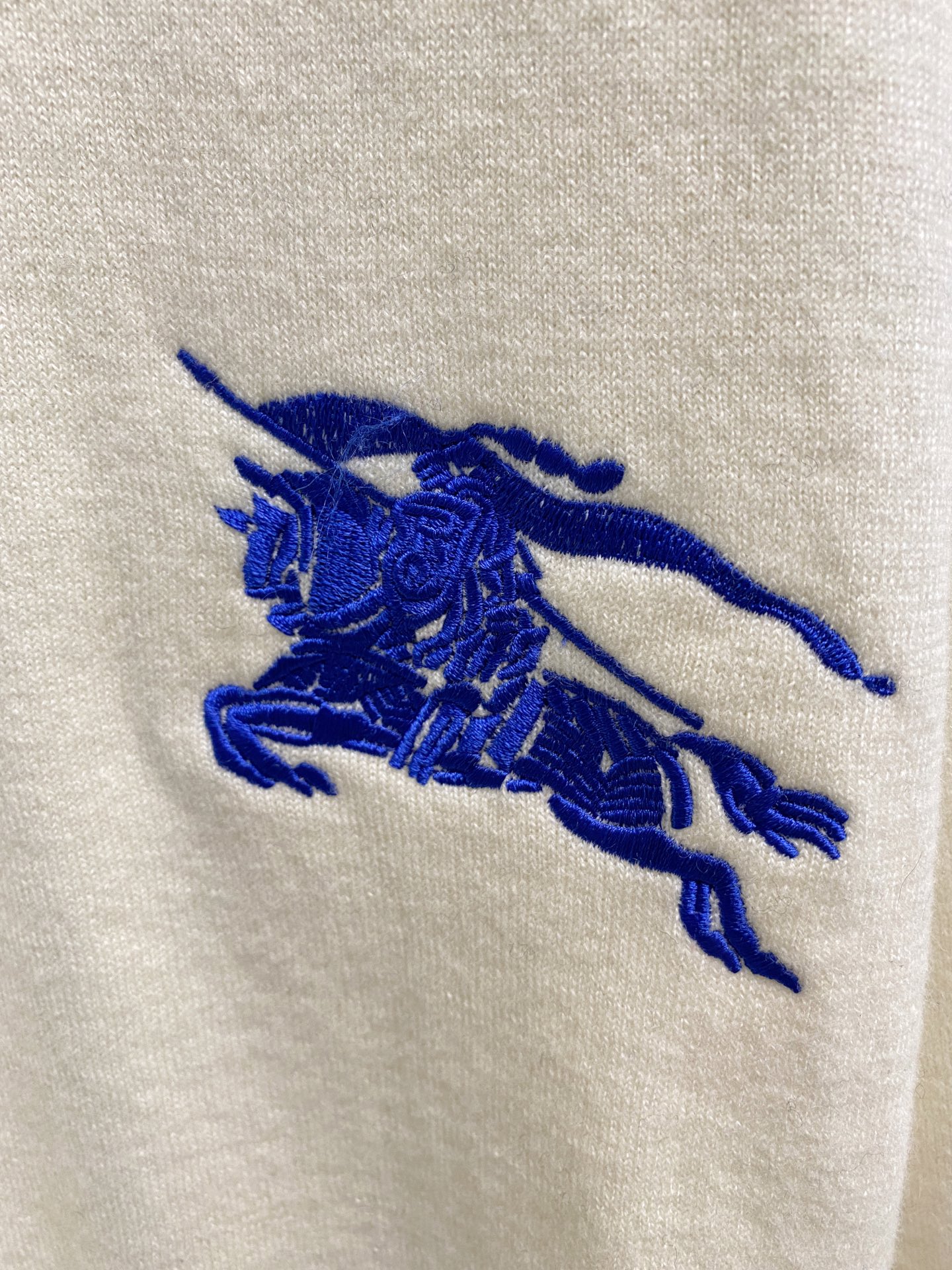 Classic Fit Solid Color Cashmere Blend Sweater 5 i1758288183846 3868 0 3