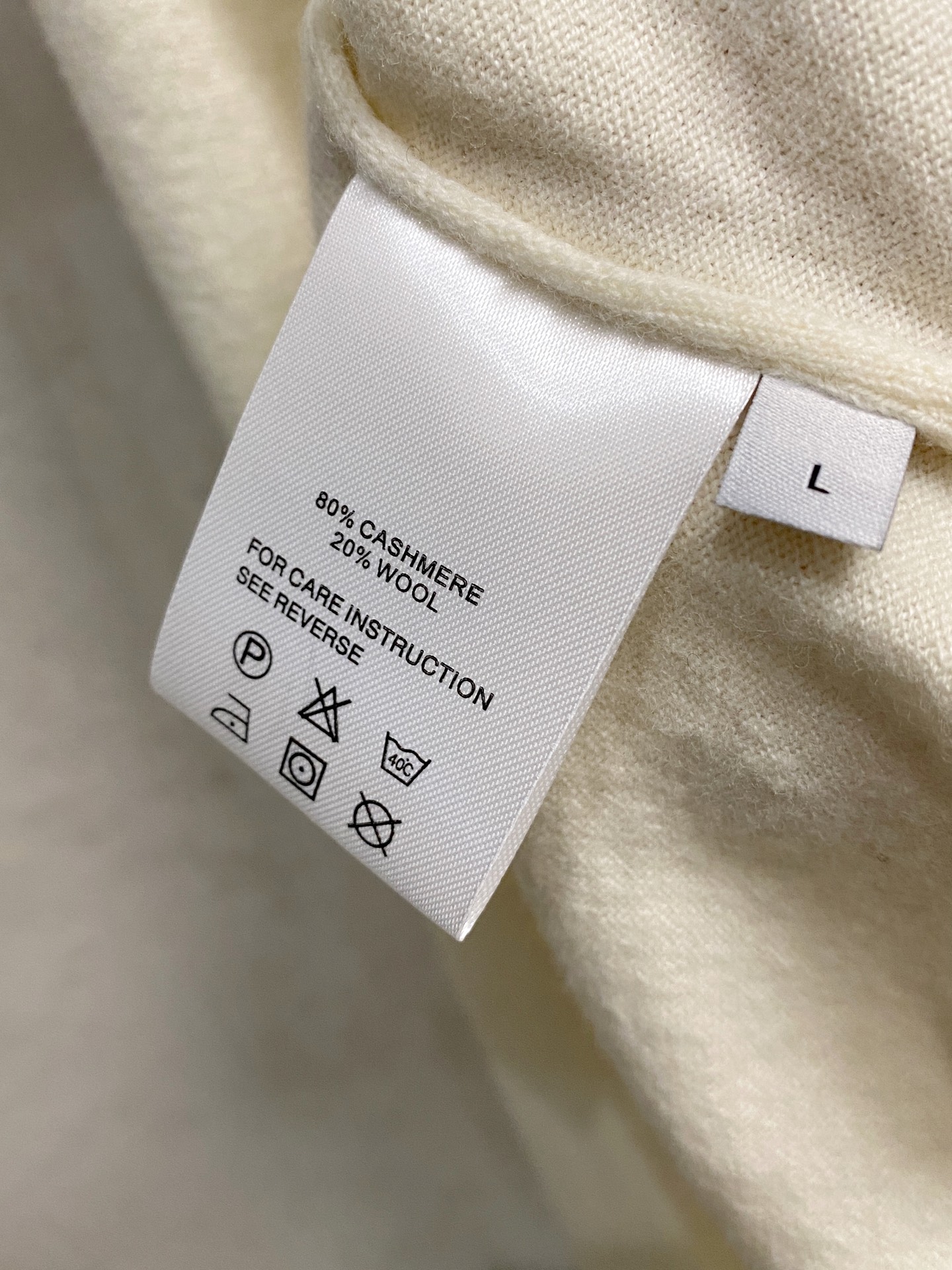 Classic Fit Solid Color Cashmere Blend Sweater 8 i1758288183900 4475 0 6