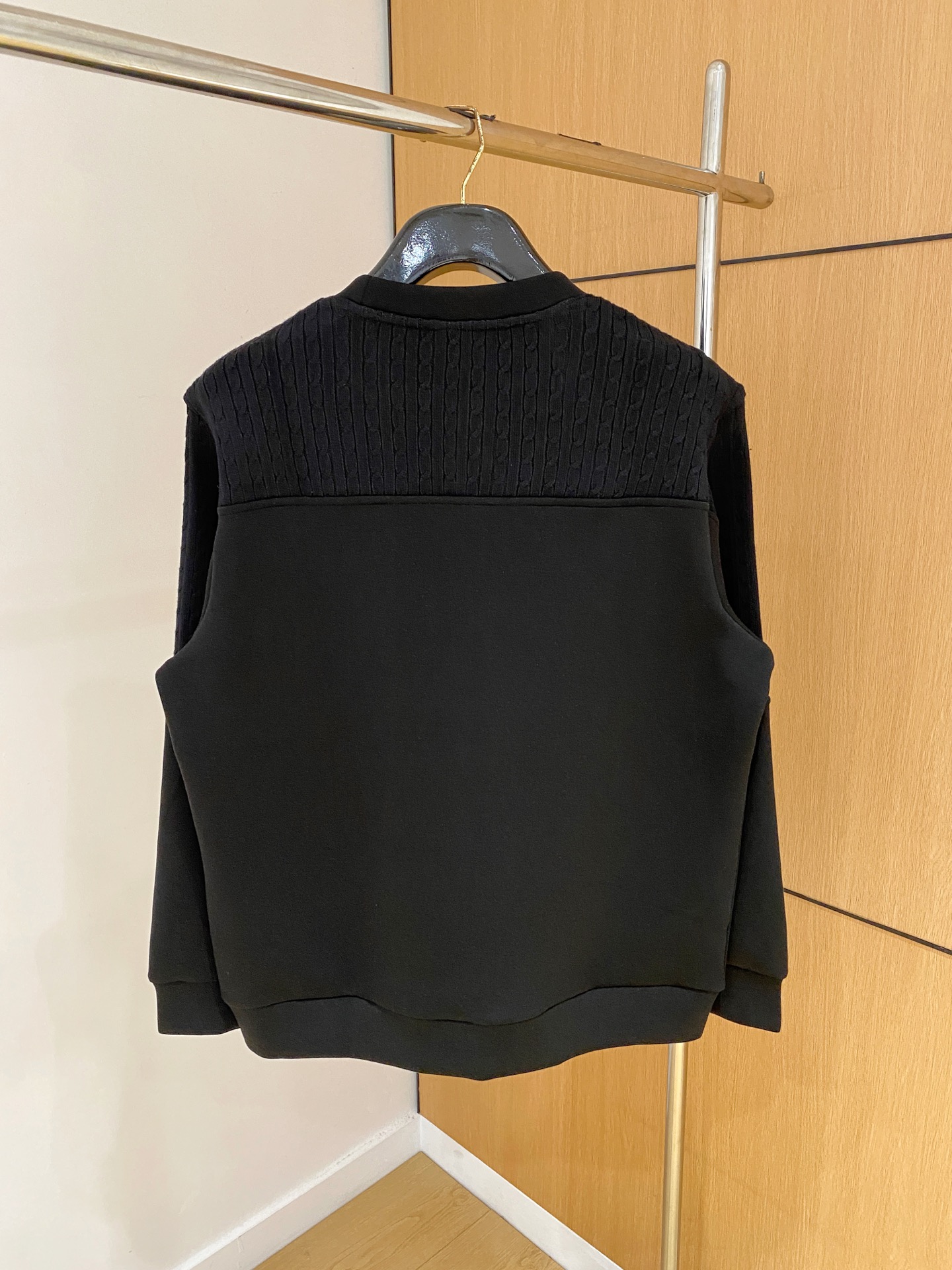 顶级品质>专柜官网同步发售！辅料全部原版定制出品，贸易公司真品订单。高级定制进口面料，以天然植物纖維提炼