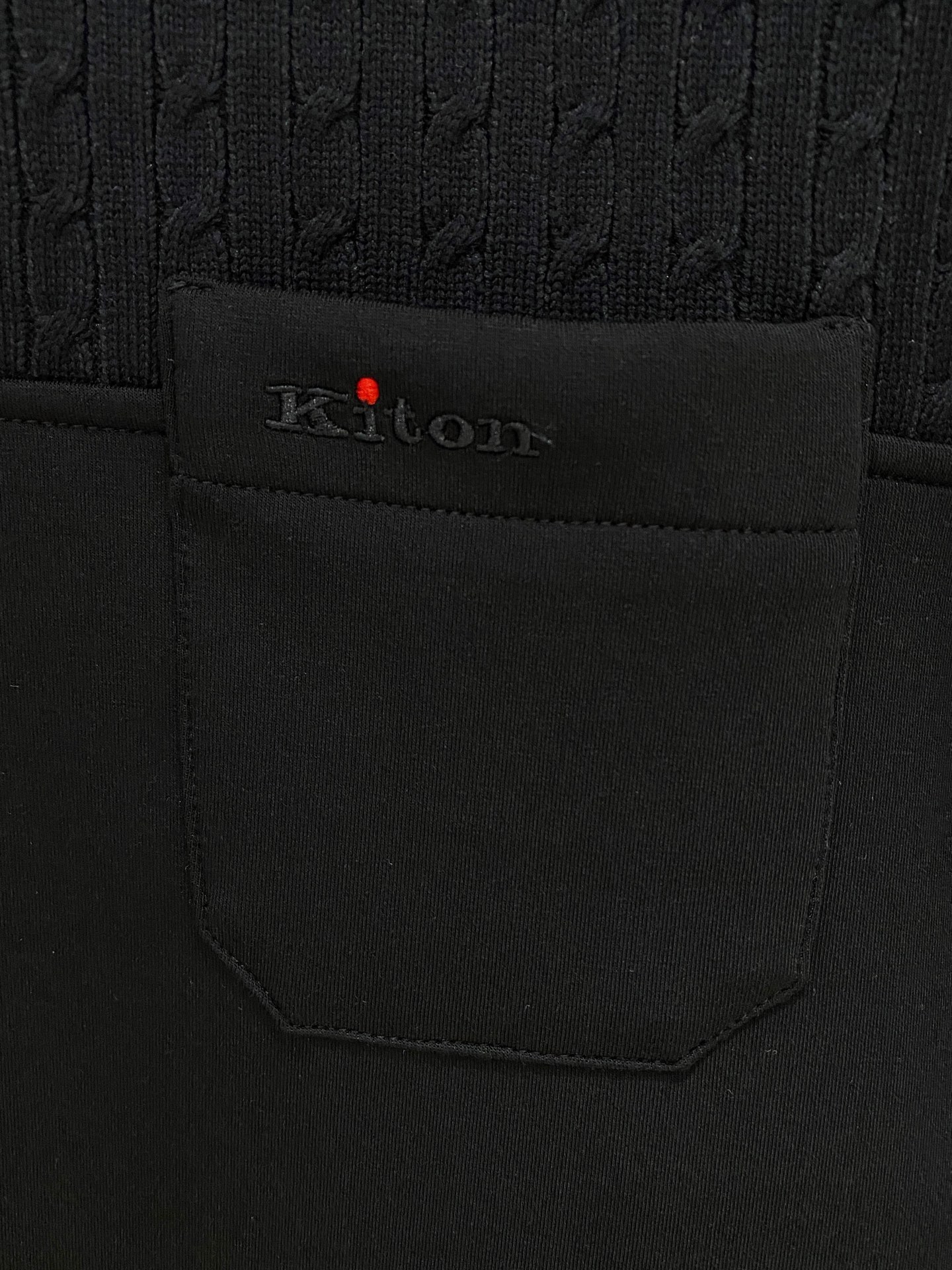 顶级品质>专柜官网同步发售！辅料全部原版定制出品，贸易公司真品订单。高级定制进口面料，以天然植物纖維提炼