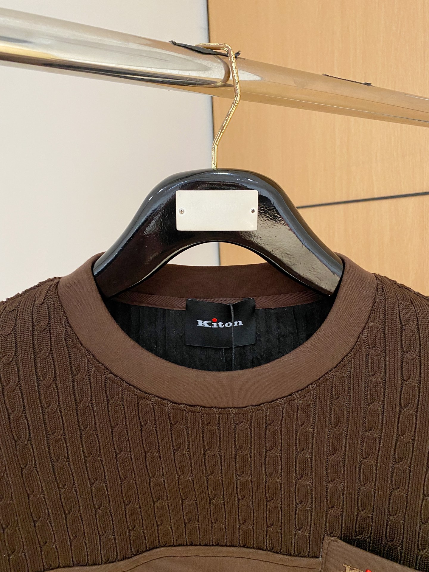 顶级品质>专柜官网同步发售！辅料全部原版定制出品，贸易公司真品订单。高级定制进口面料，以天然植物纖維提炼