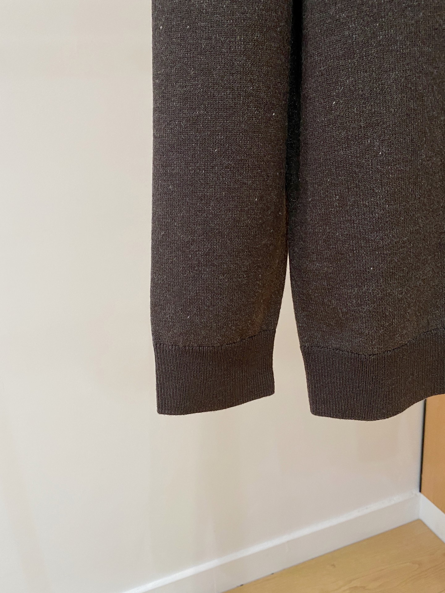 顶级品质>专柜官网同步发售！辅料全部原版定制出品，贸易公司真品订单。高级定制进口面料，以天然植物纖維提炼