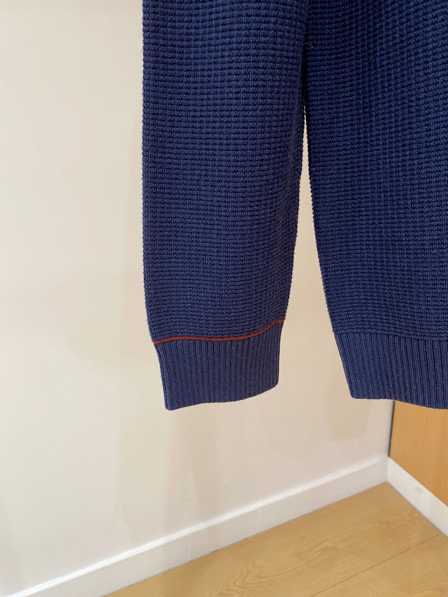 顶级品质>专柜官网同步发售！辅料全部原版定制出品，贸易公司真品订单。高级定制进口面料，以天然植物纖維提炼